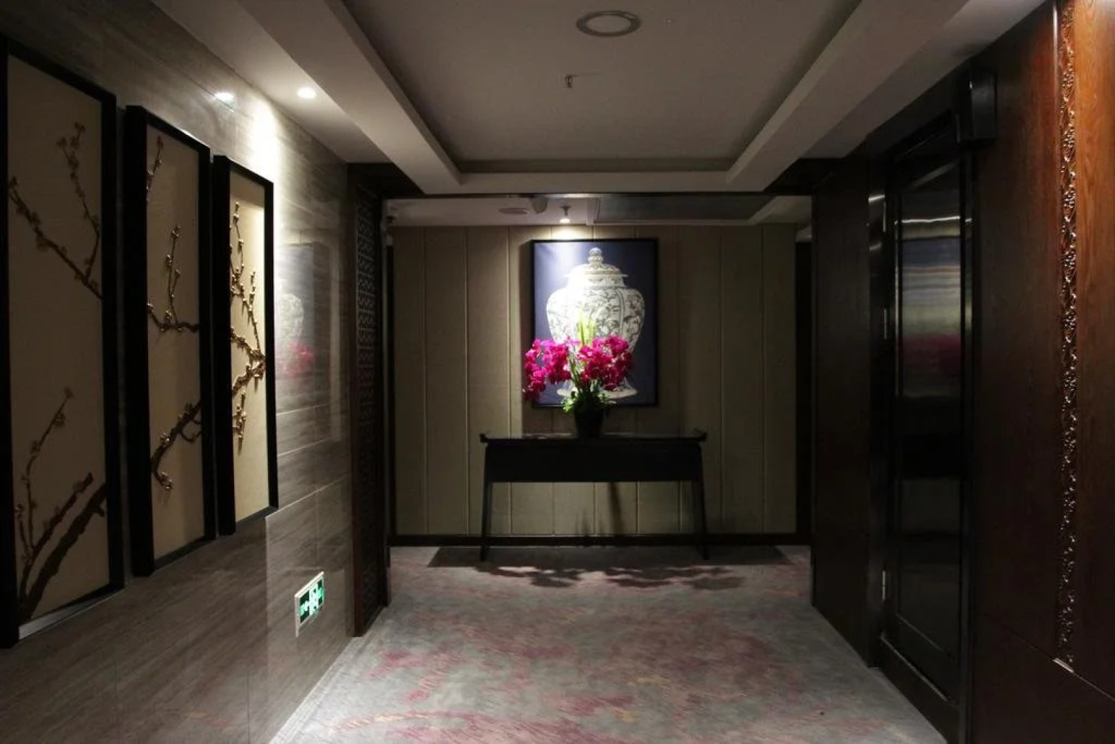 Chongqing Jinshanhui Hotel