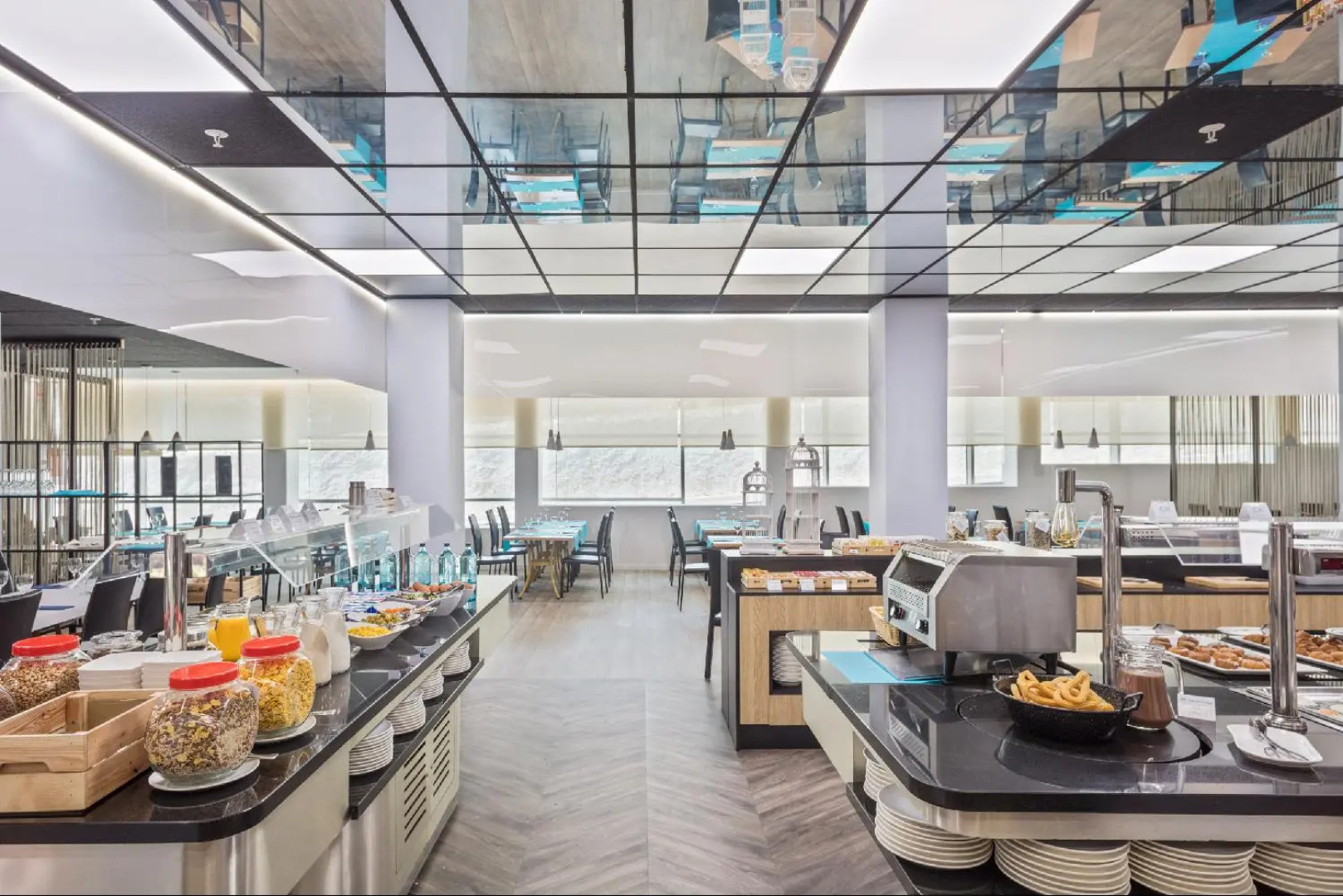 Cullera Holiday Hotel