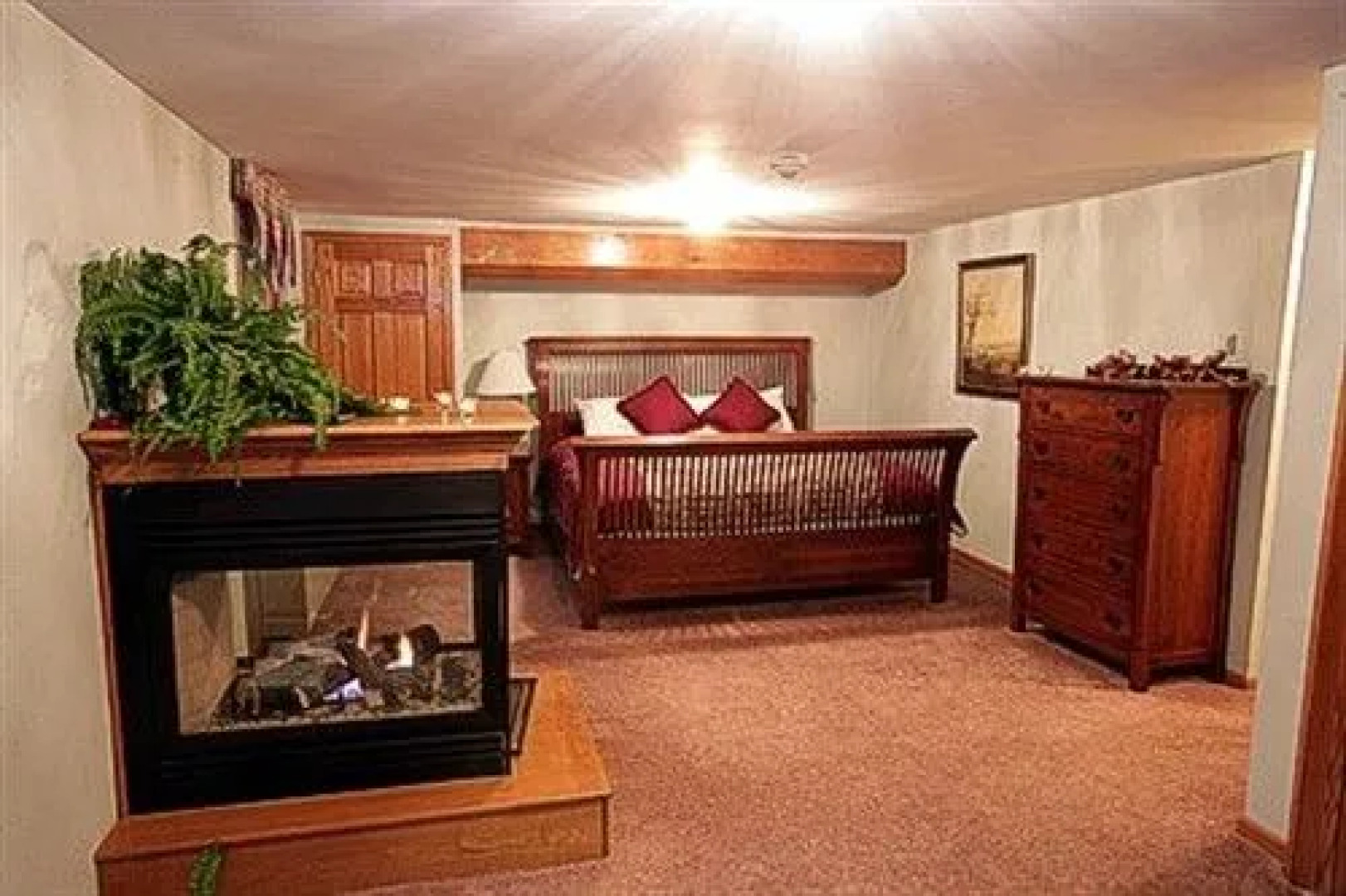 HideAway Country Inn