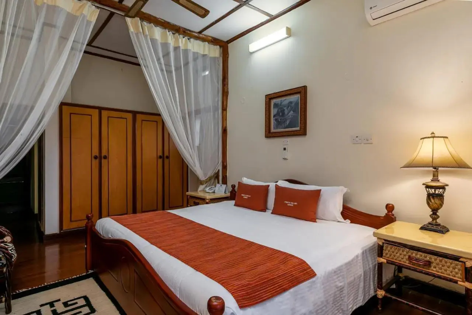 Mweya Safari Lodge