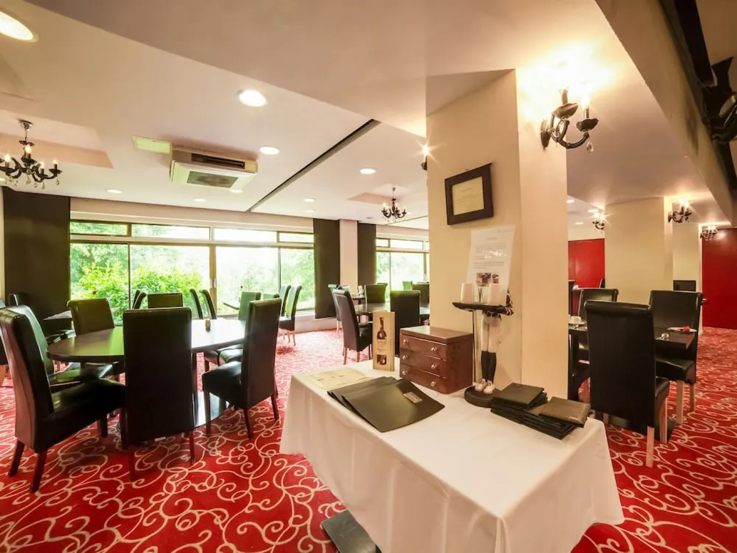 Bridge House Hotel