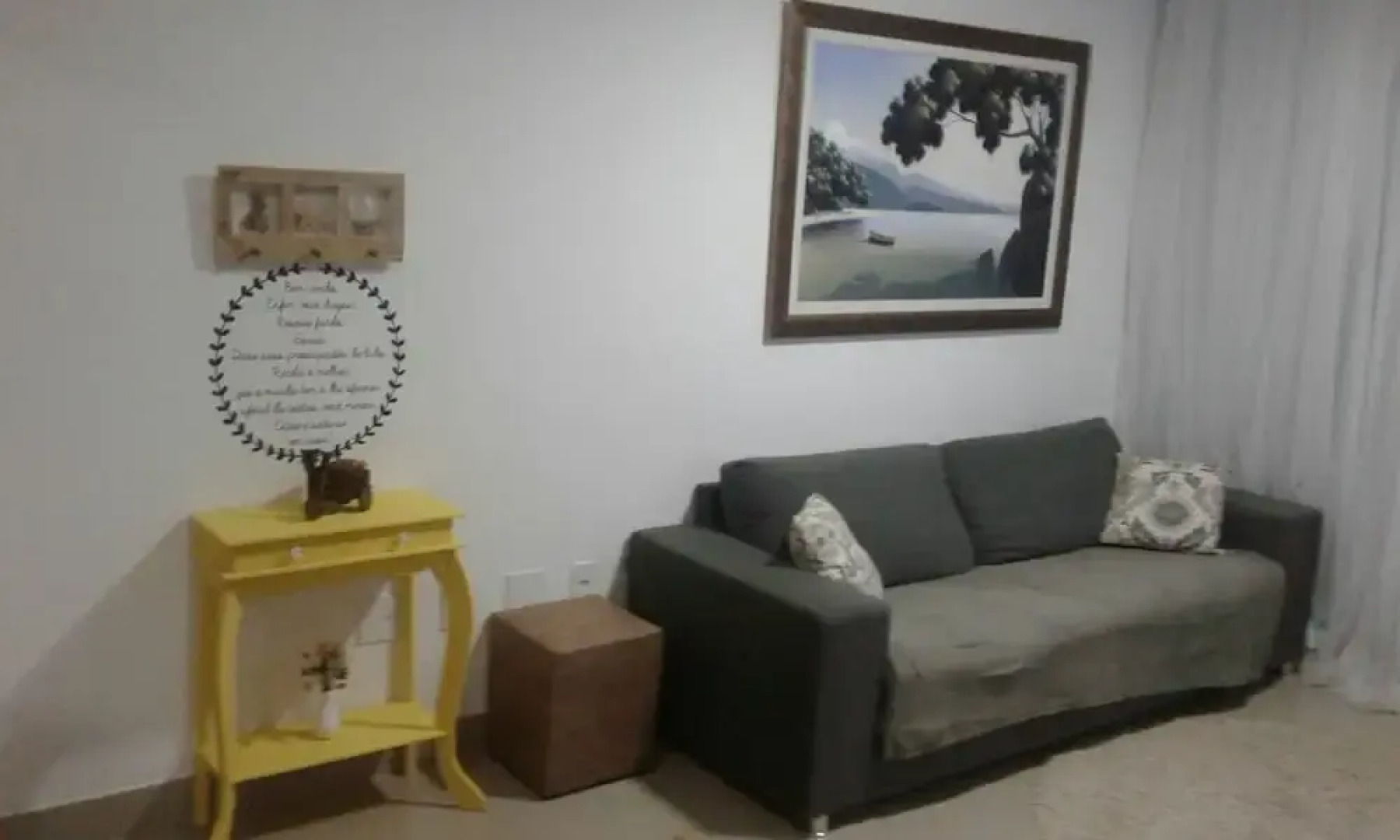 Apto alto padrão com piscina