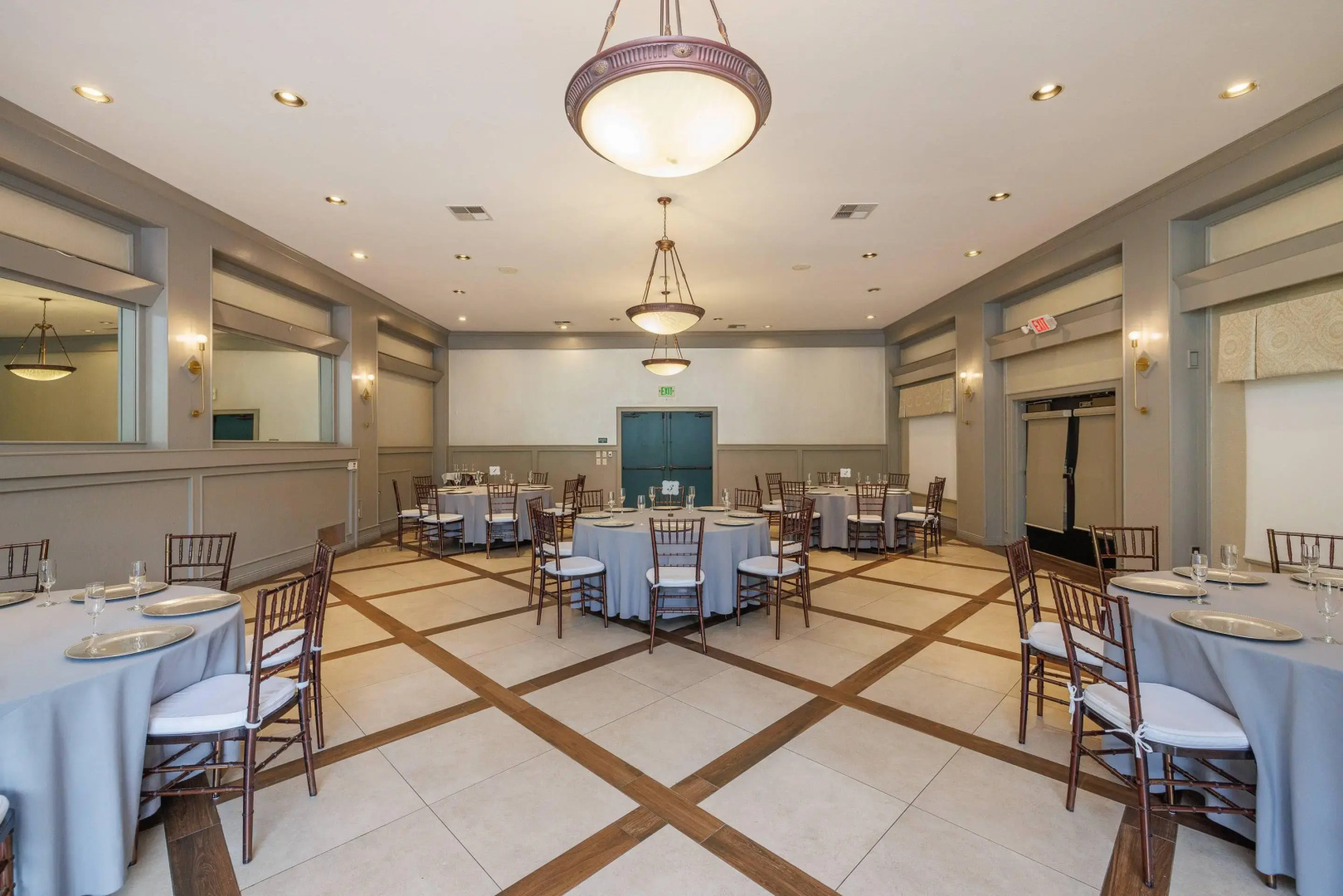 Inn Marin and Suites, an Ascend Collection Hotel