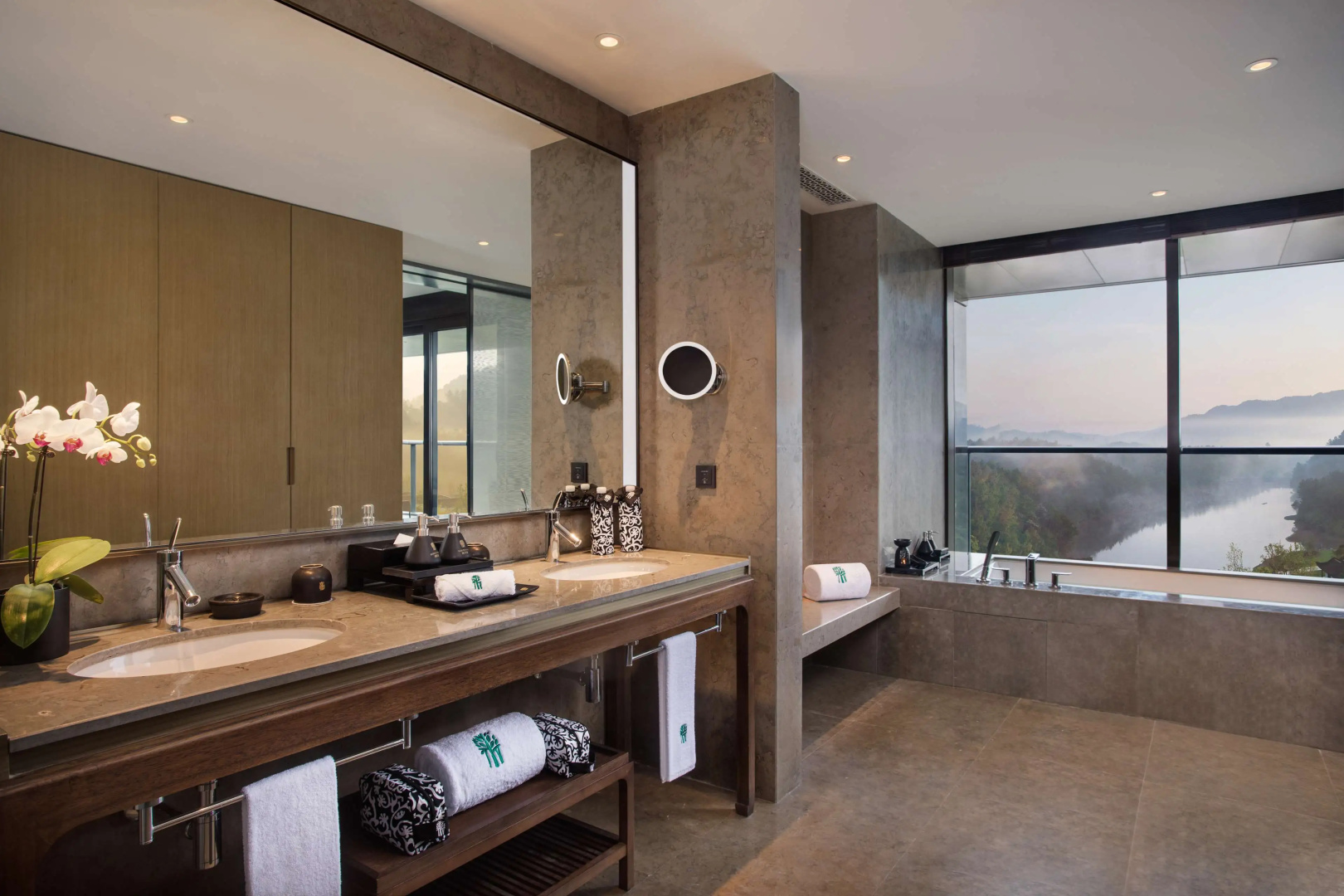 Banyan Tree Anji