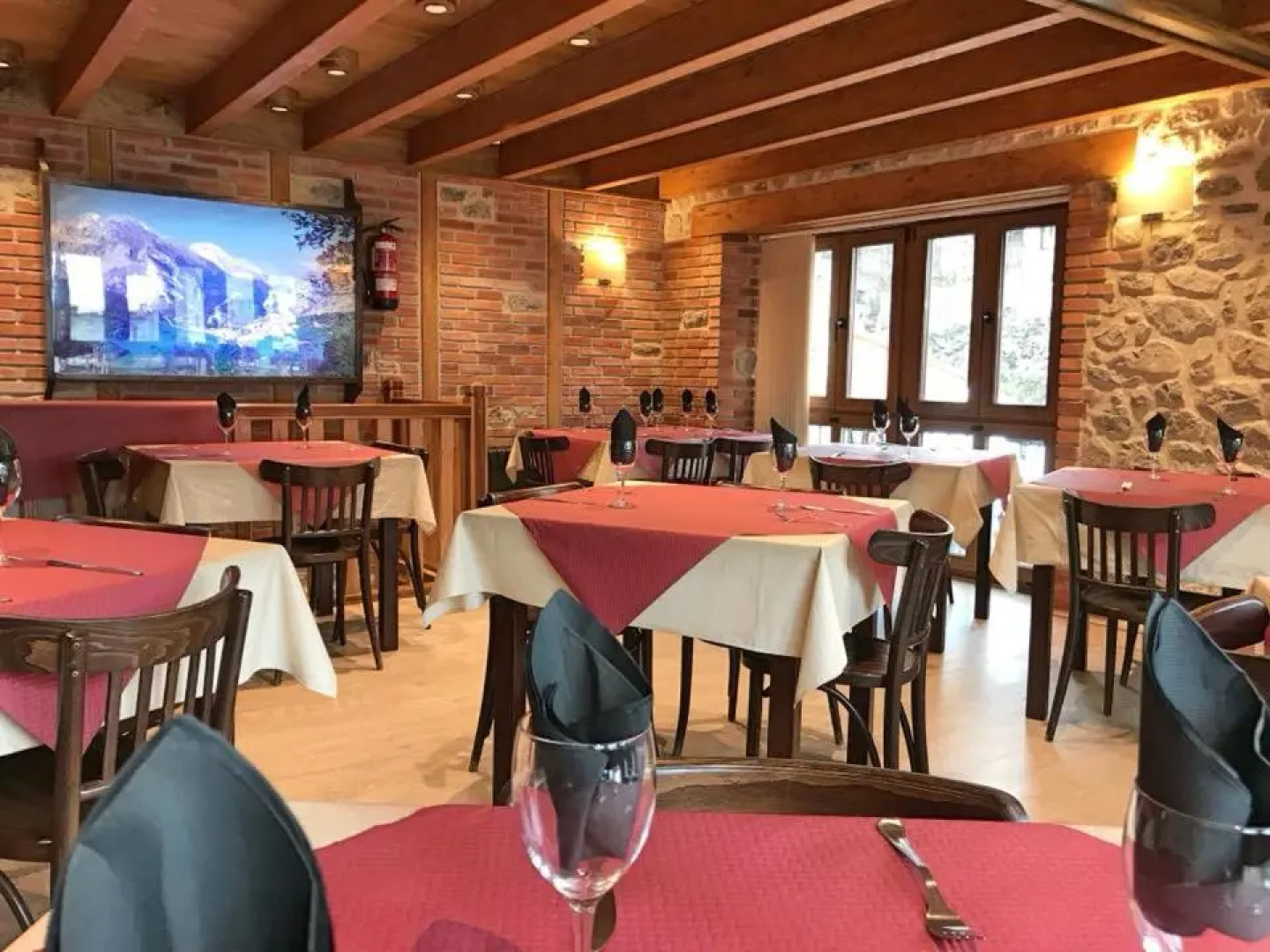 Hotel Rural Peña Castil