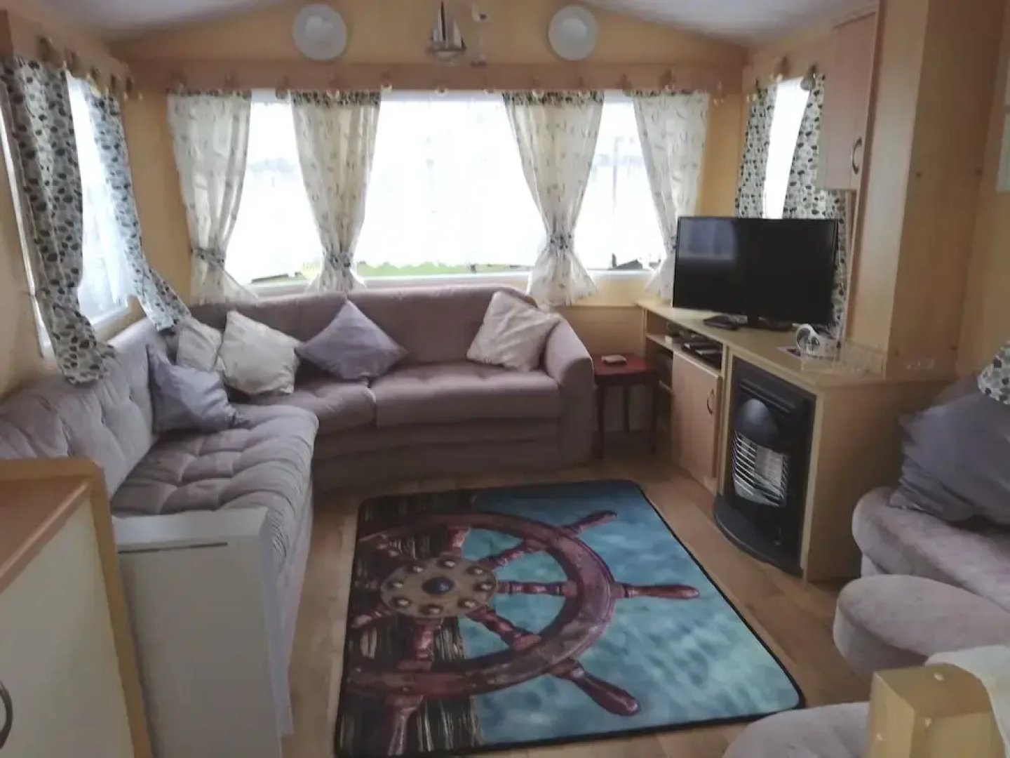 "seagulls" Sleeps 6.beautiful Wales. Dog Friendly