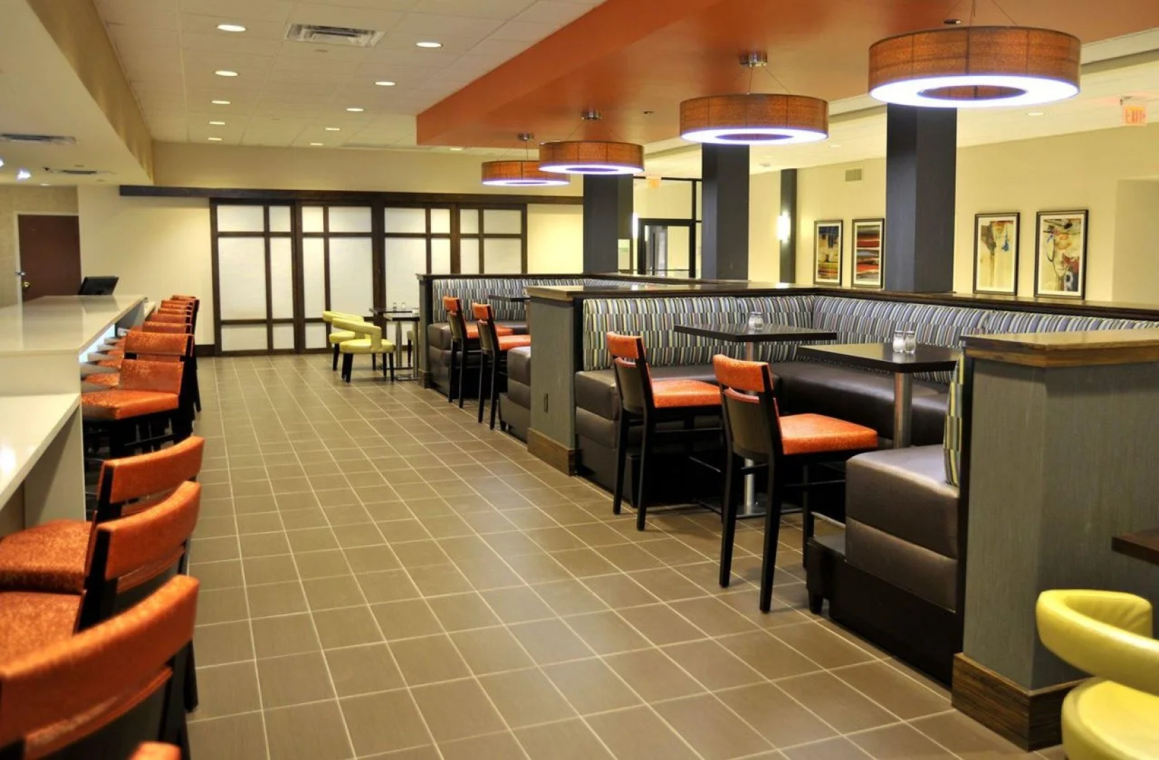 Holiday Inn Hotel & Suites Charleston West by IHG