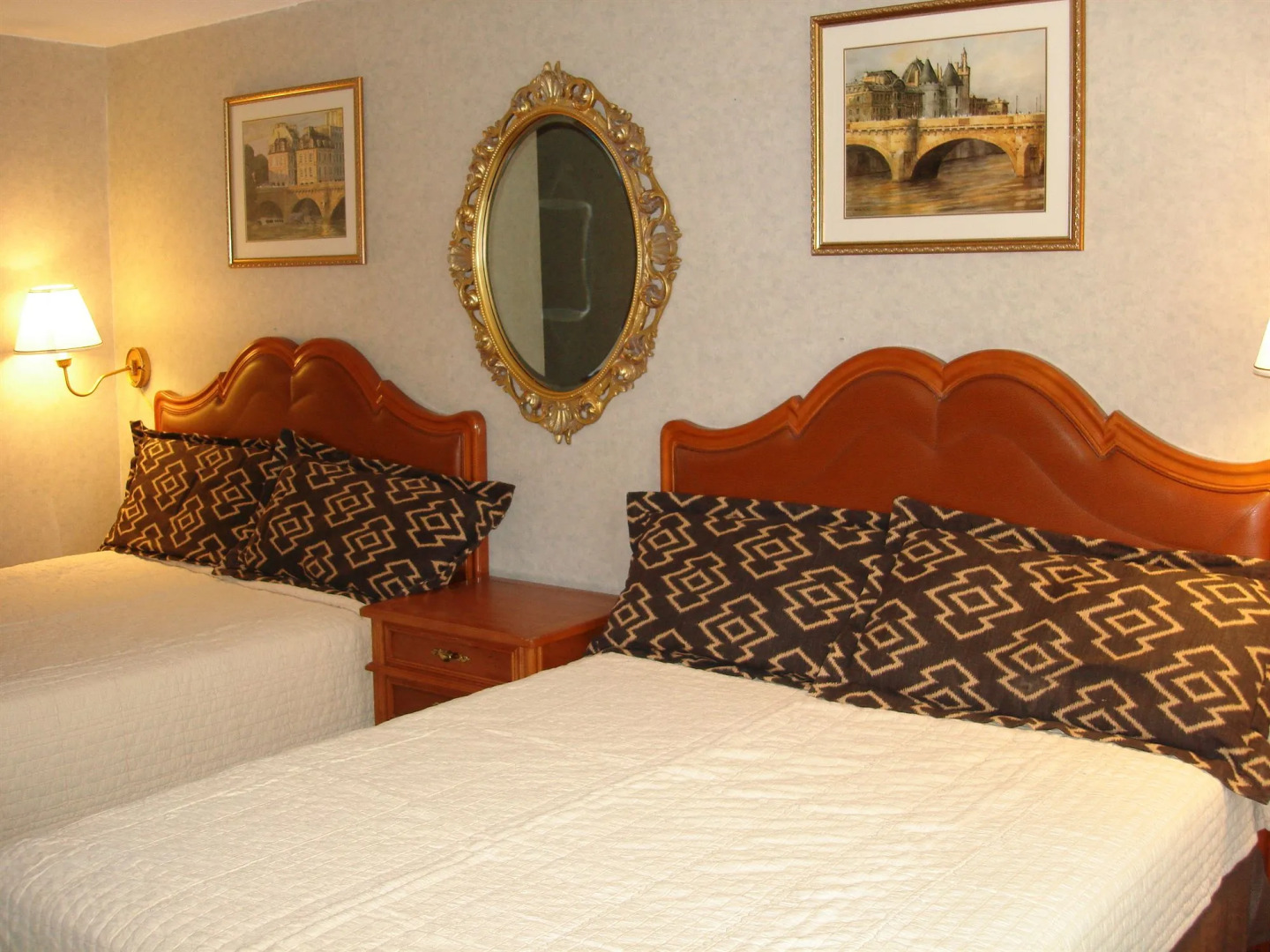 A Victory Inn & Suites - Muskegon