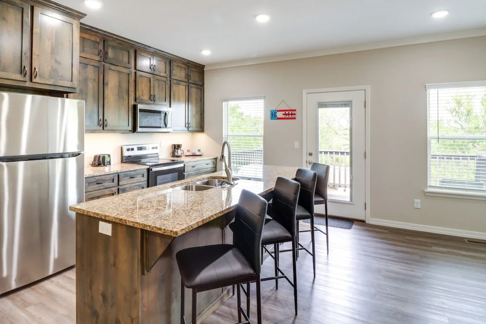 Quaint Harrison Home 2 Mi to Downtown!