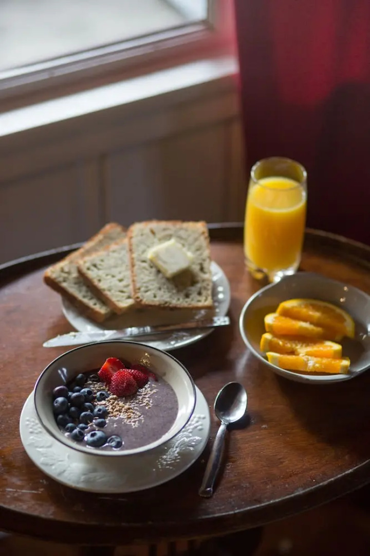 Quiet Mind Lodge Retreat & Spa  Sequoias