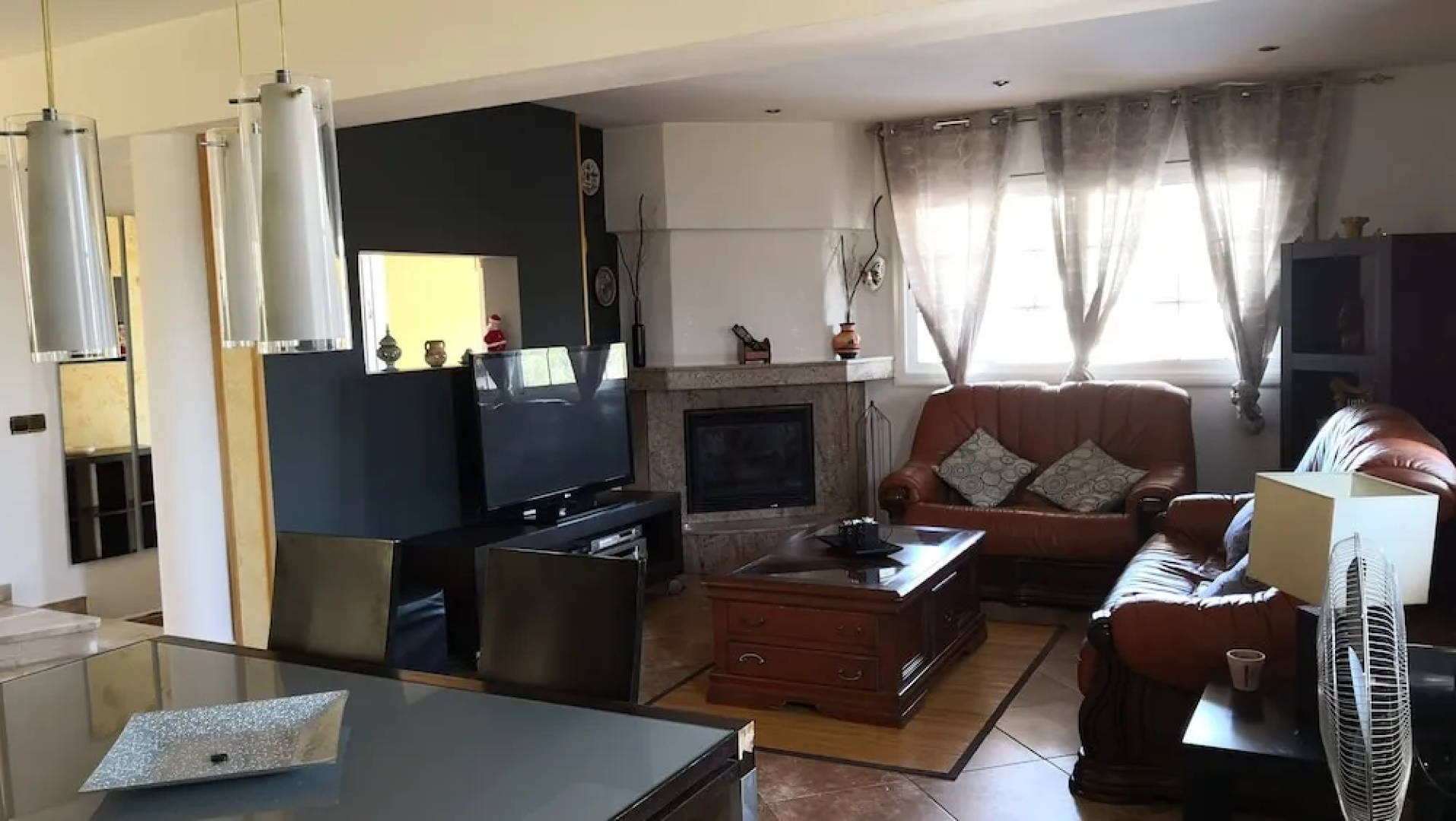 Casa con gran piscina privada
