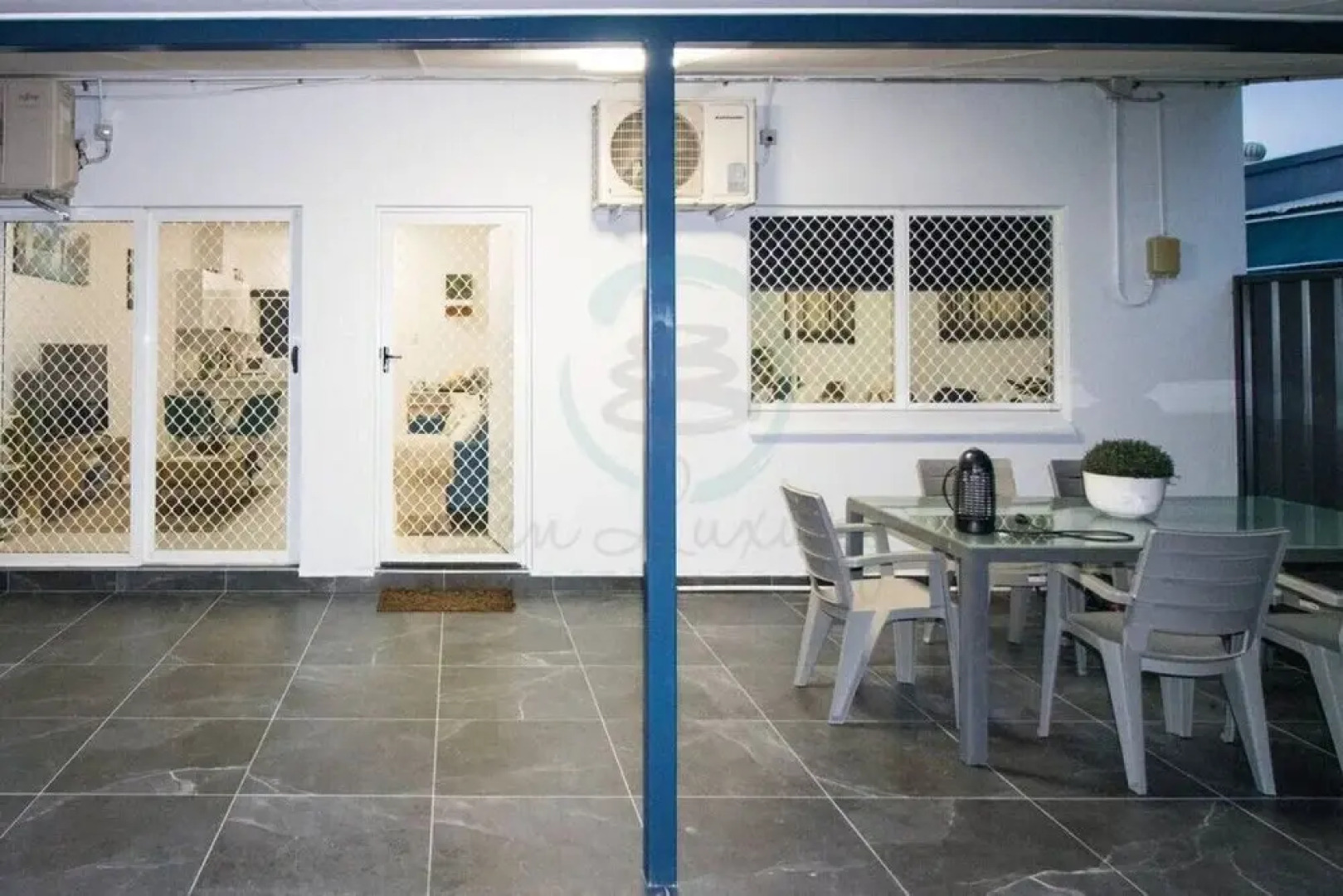 ZEN GARDEN - 2 BR Cozy Modern Design Apt