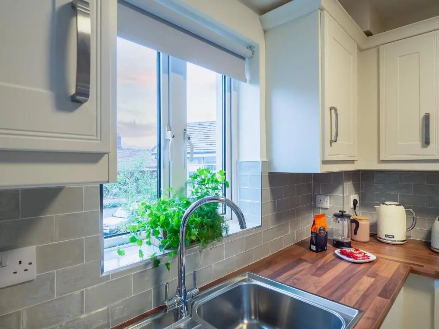 Clifden Station House