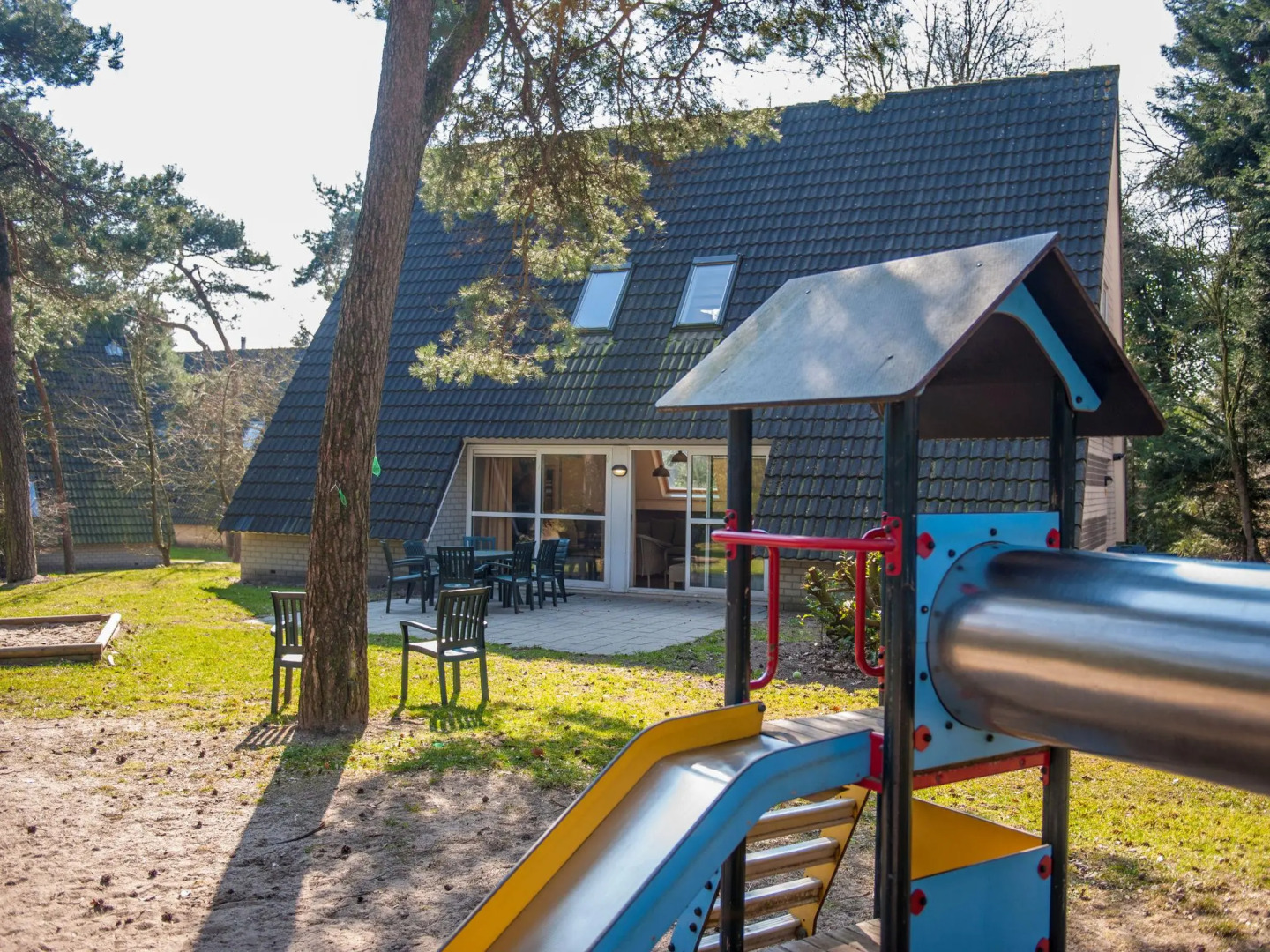 Detached Villa with 4 Bathrooms near Vrachelse Heide