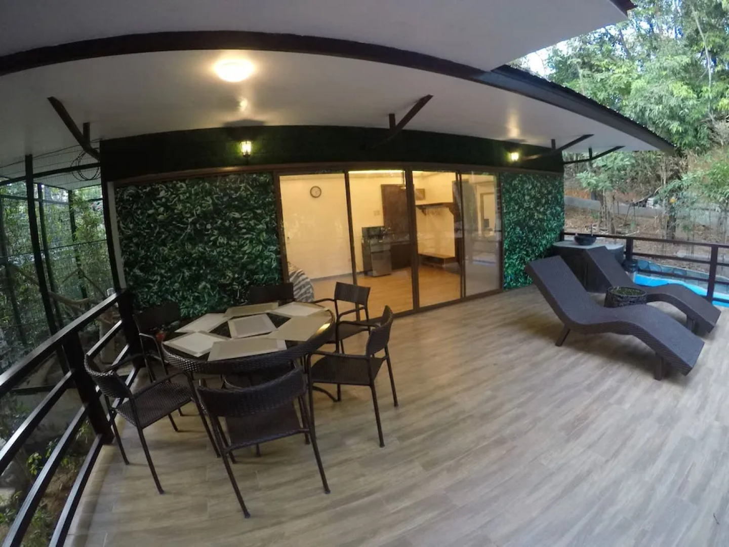 Zoobic Glampz- Subic