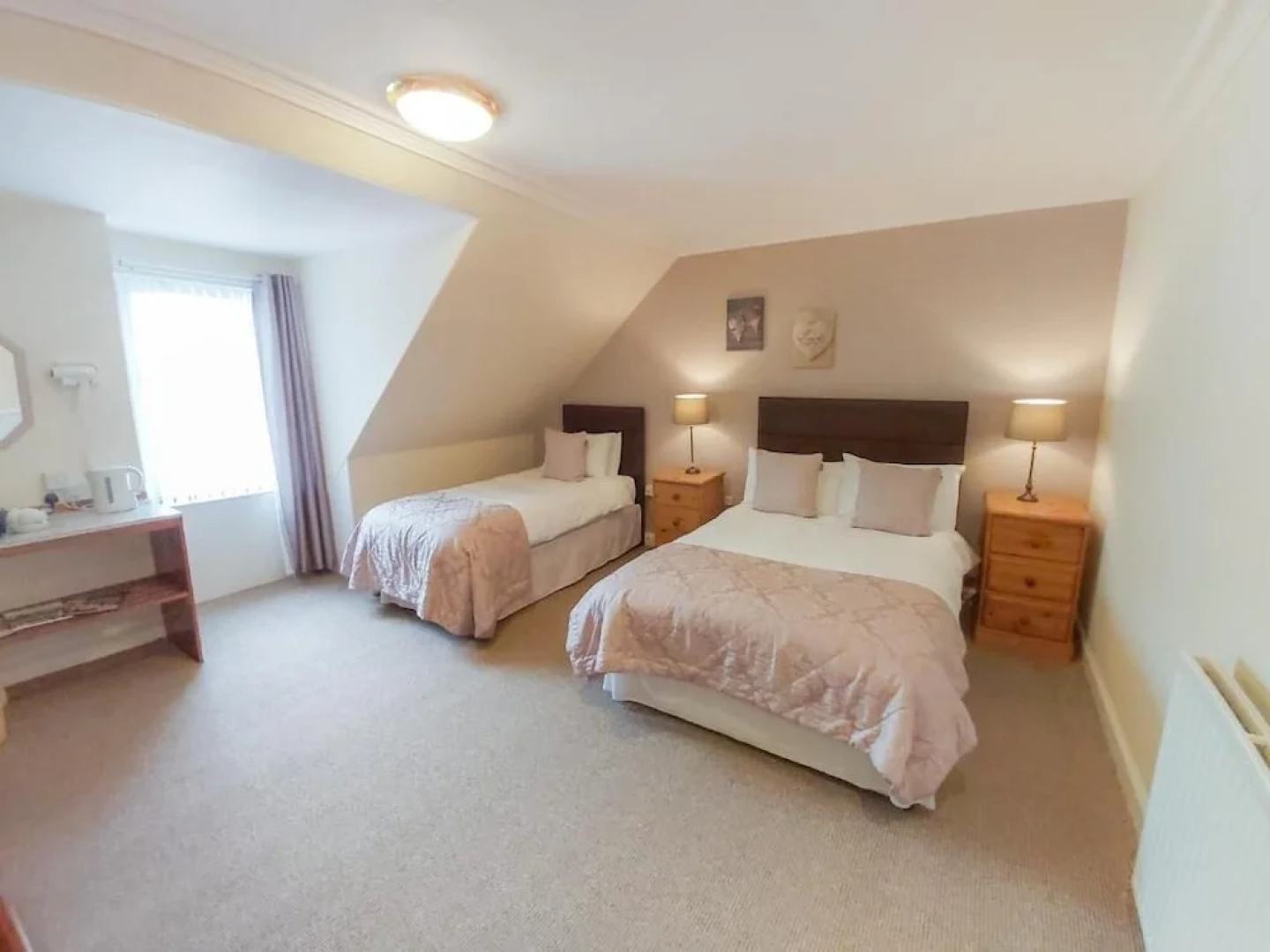 Elm House Hotel
