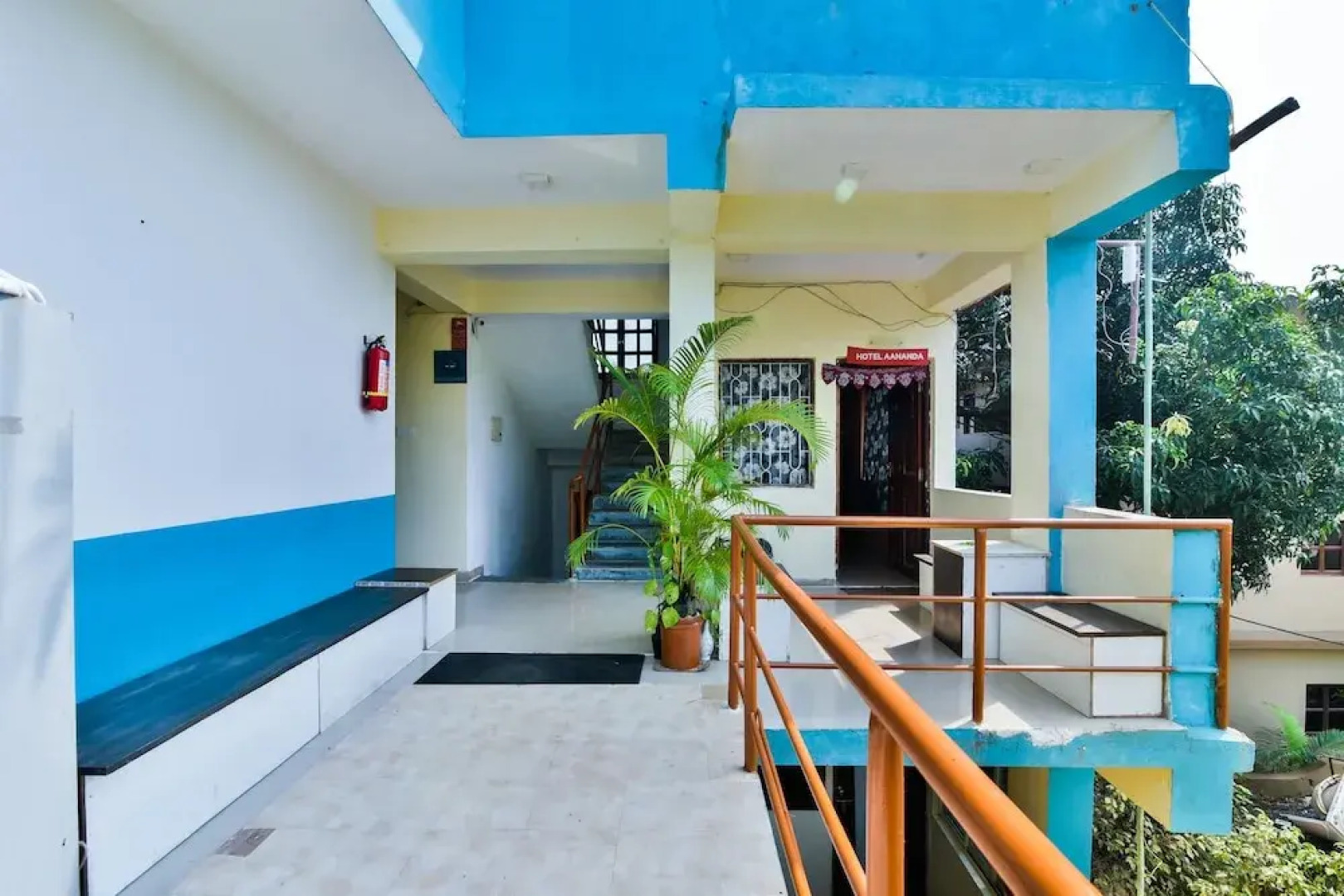 OYO 2333 Aananda Hotel