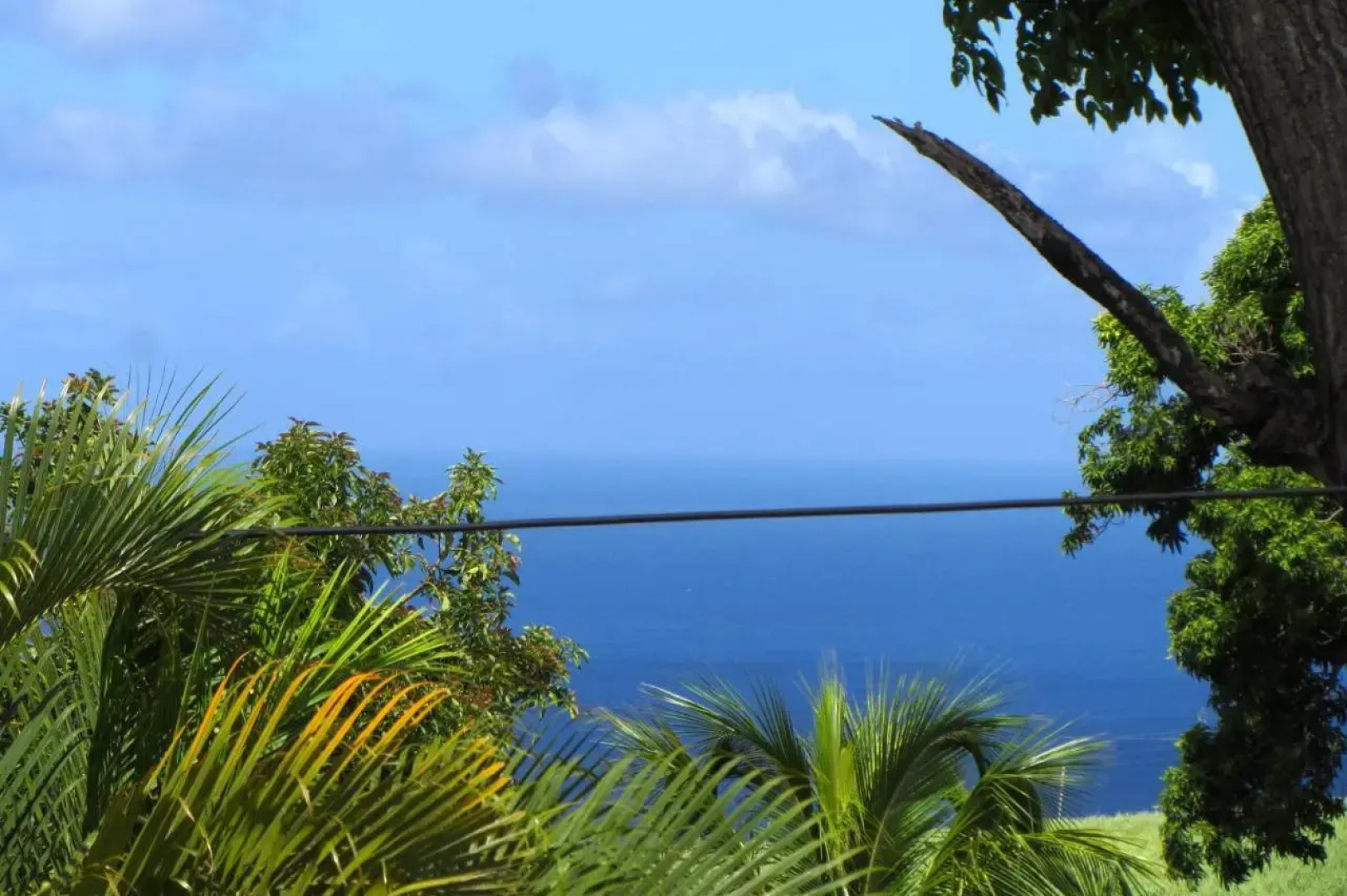 Or bleu-Bungalow volcan Soufriere-Vue sur mer