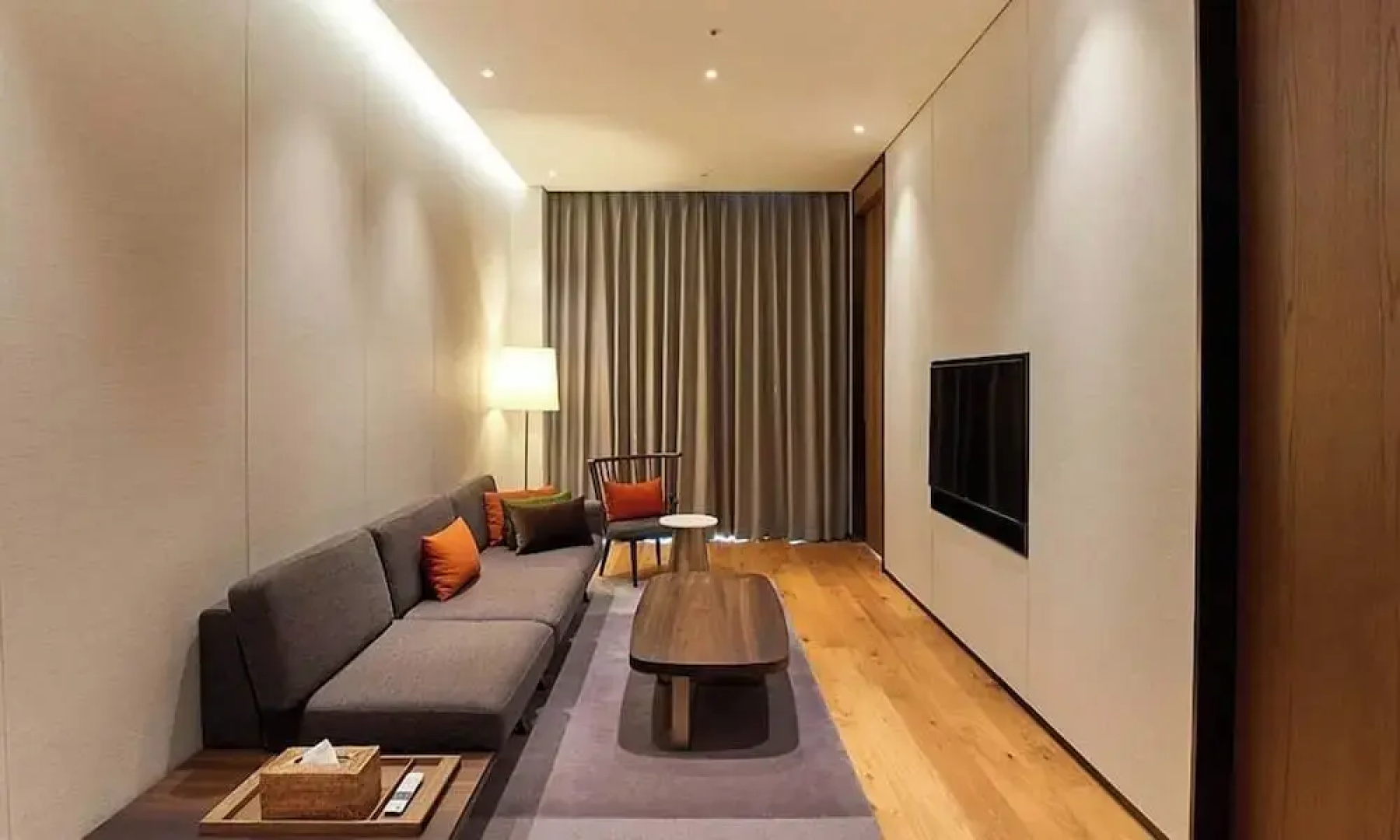 Sagewood Hong Cheon
