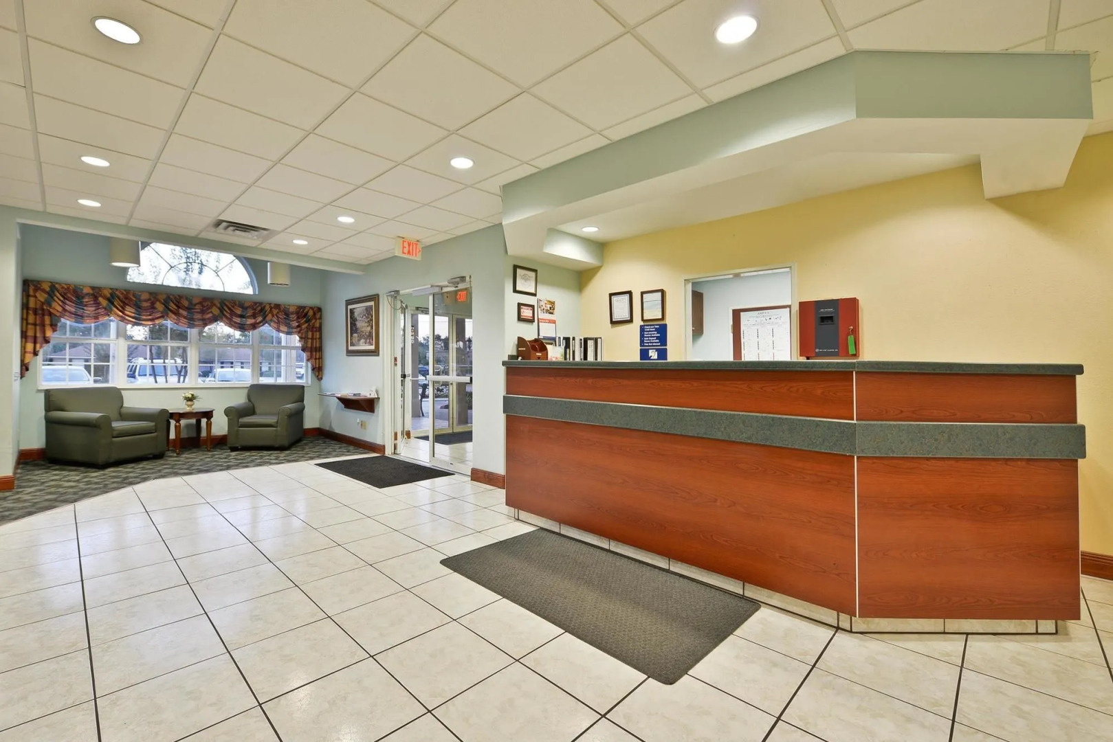Americas Best Value Inn & Suites Lake Charles at I-210 Exit 5