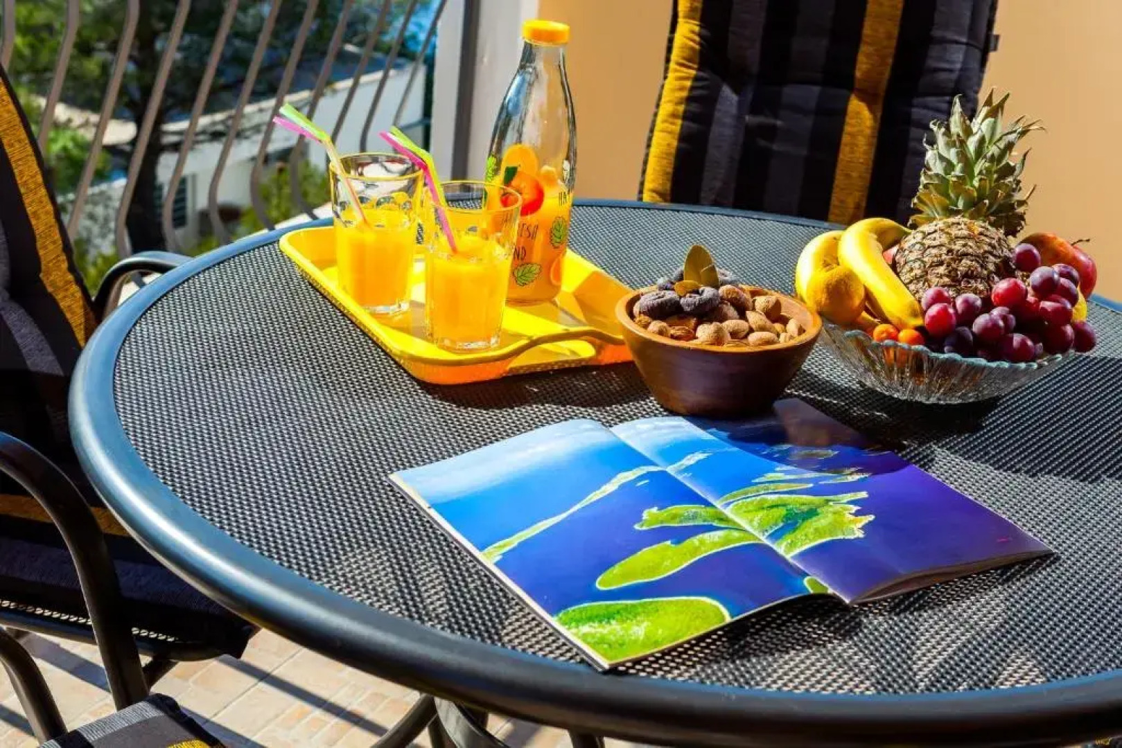 Gold & Silver Apartments