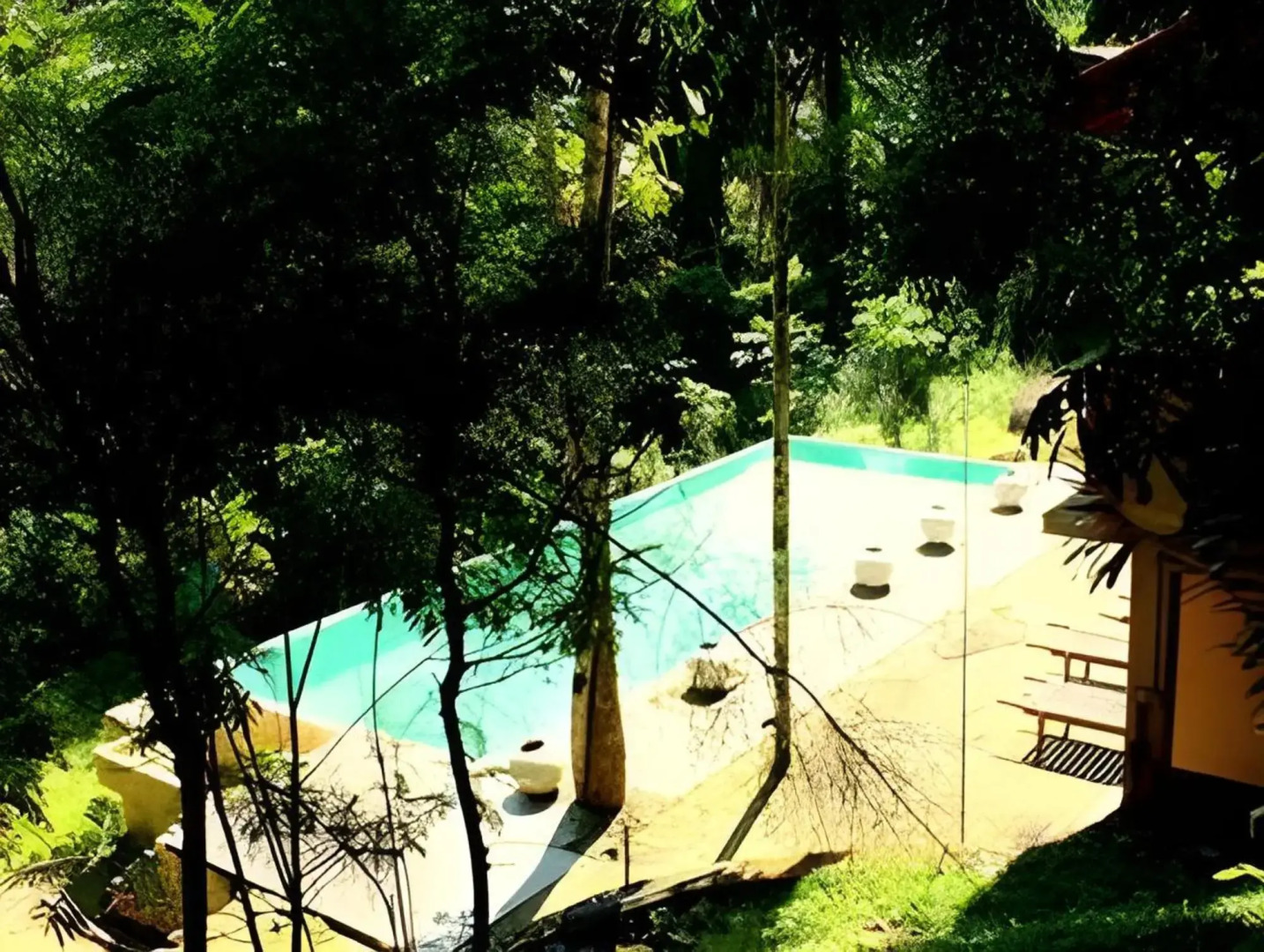 Bopath Falls Rock Chalets