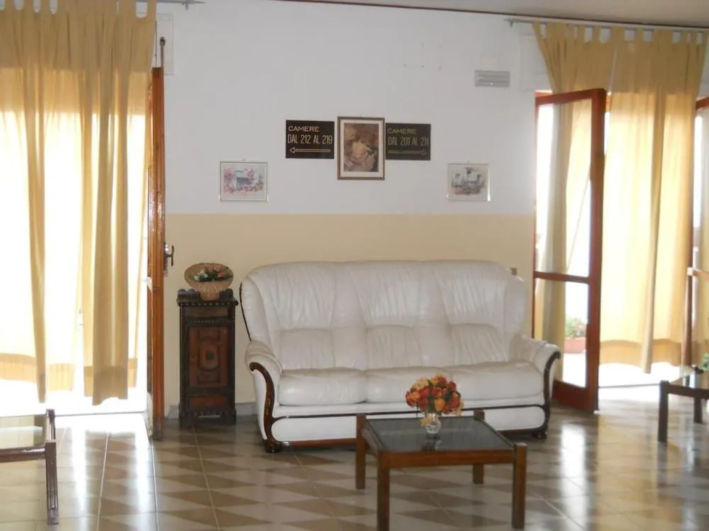 Hotel Harmony