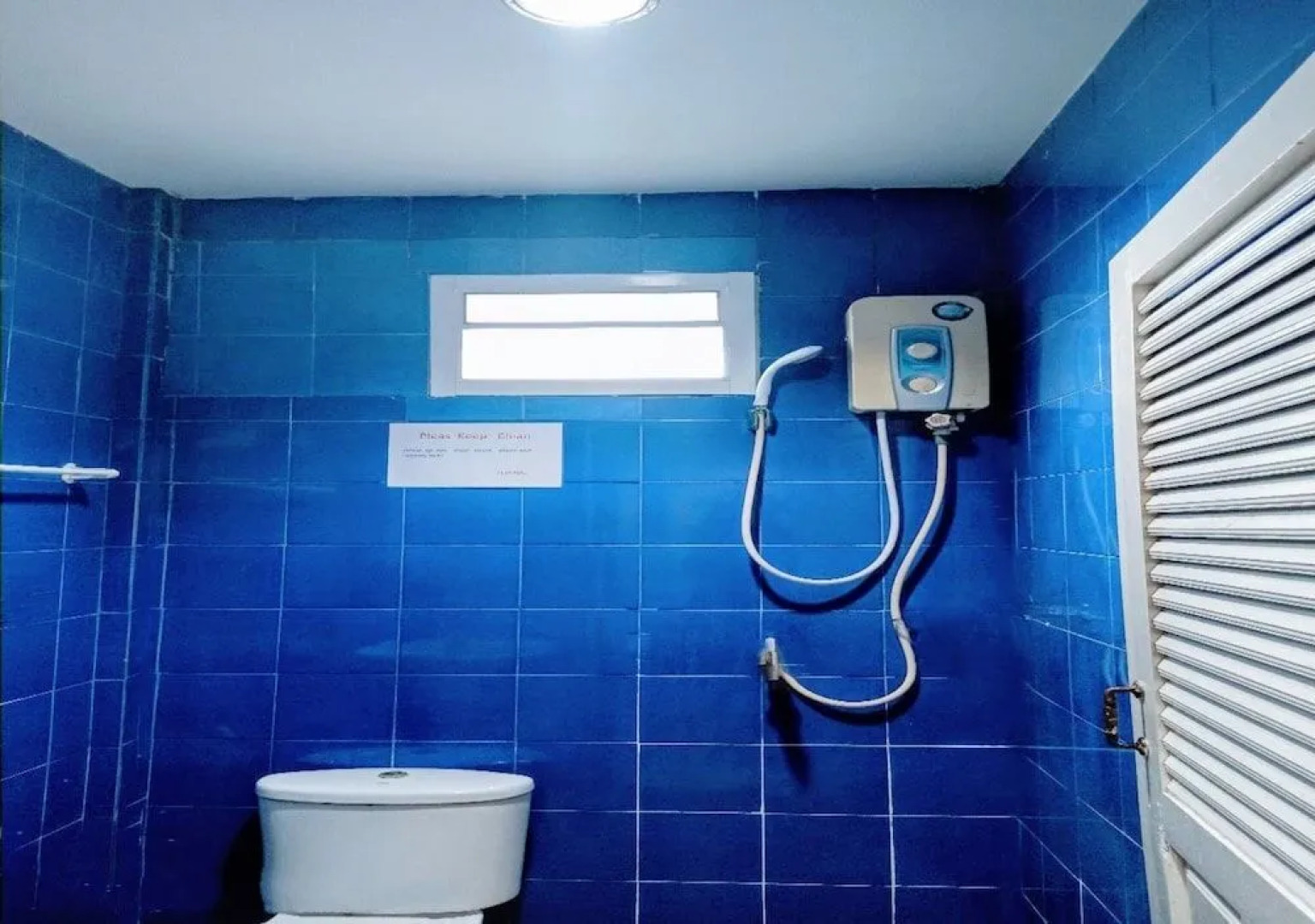 Golden Bee PhiPhi Hostel