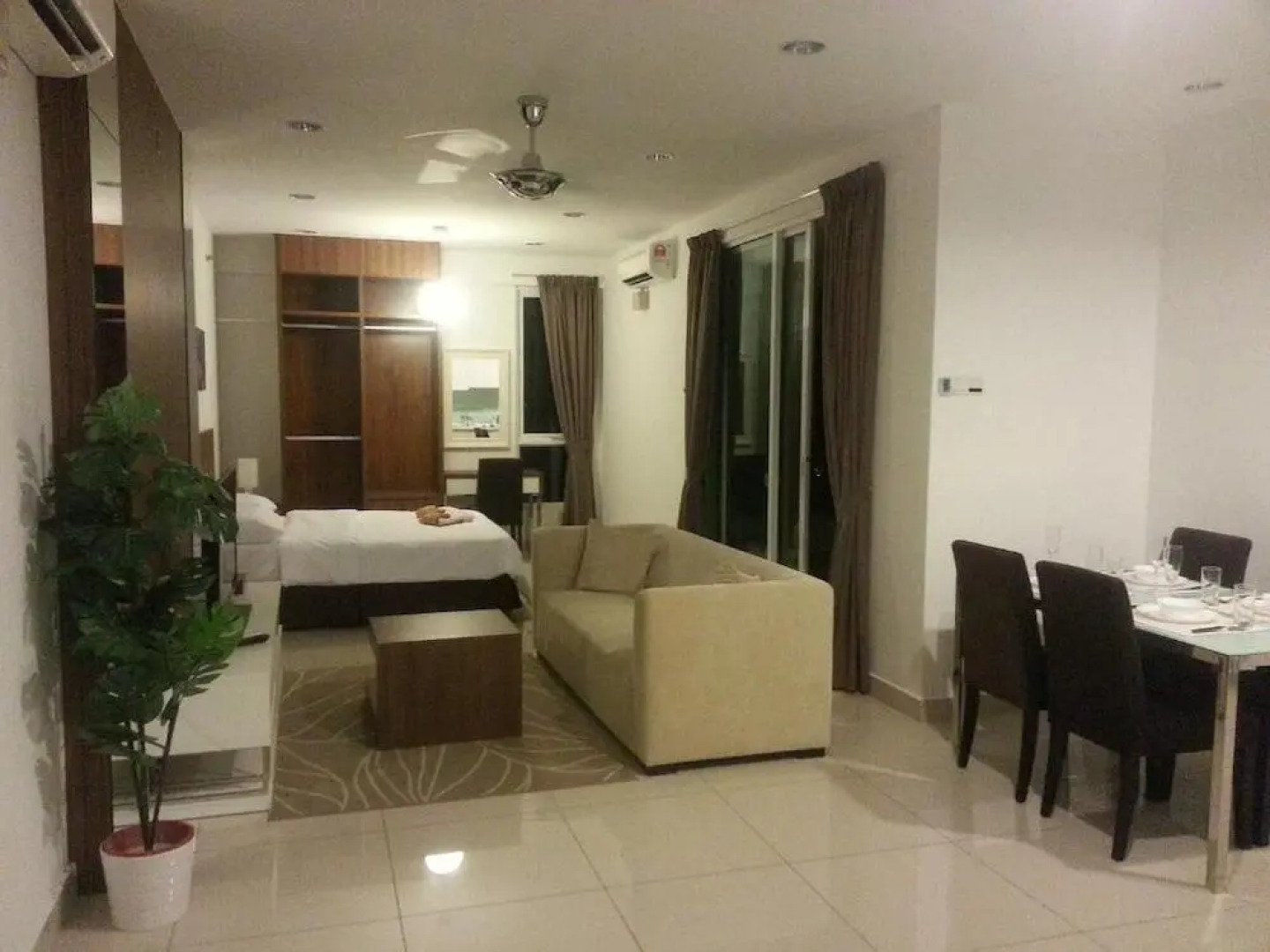 Studio At Mansion One