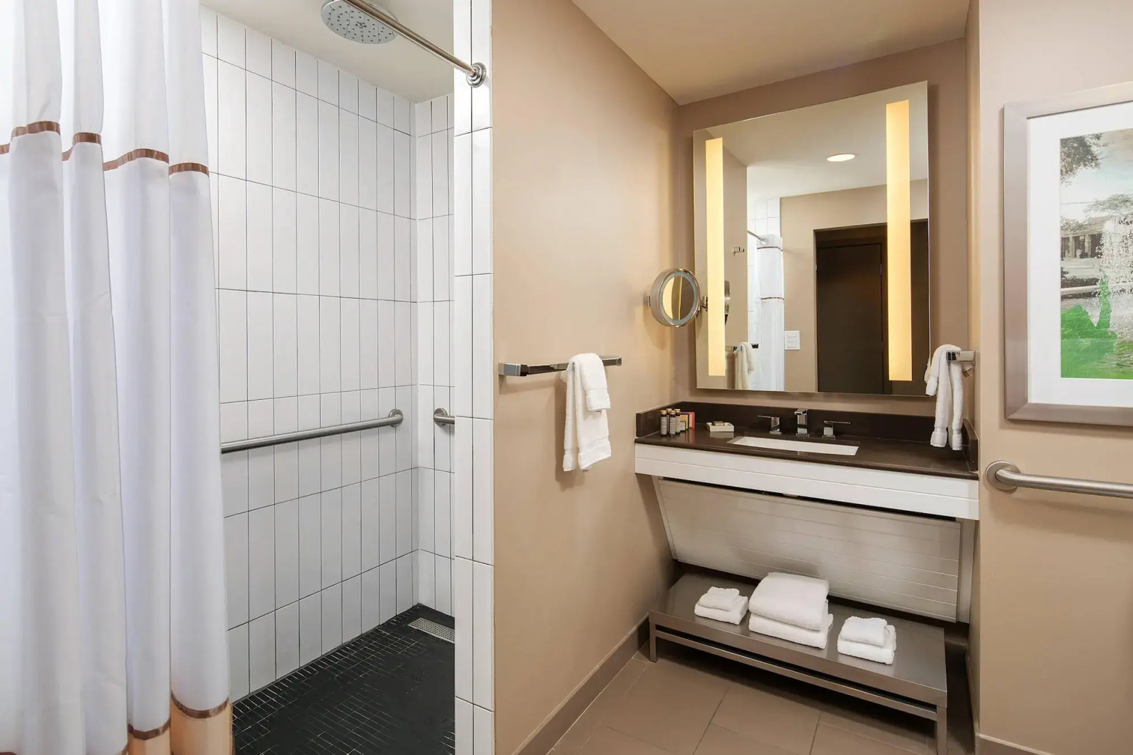 Epicurean Hotel, Autograph Collection