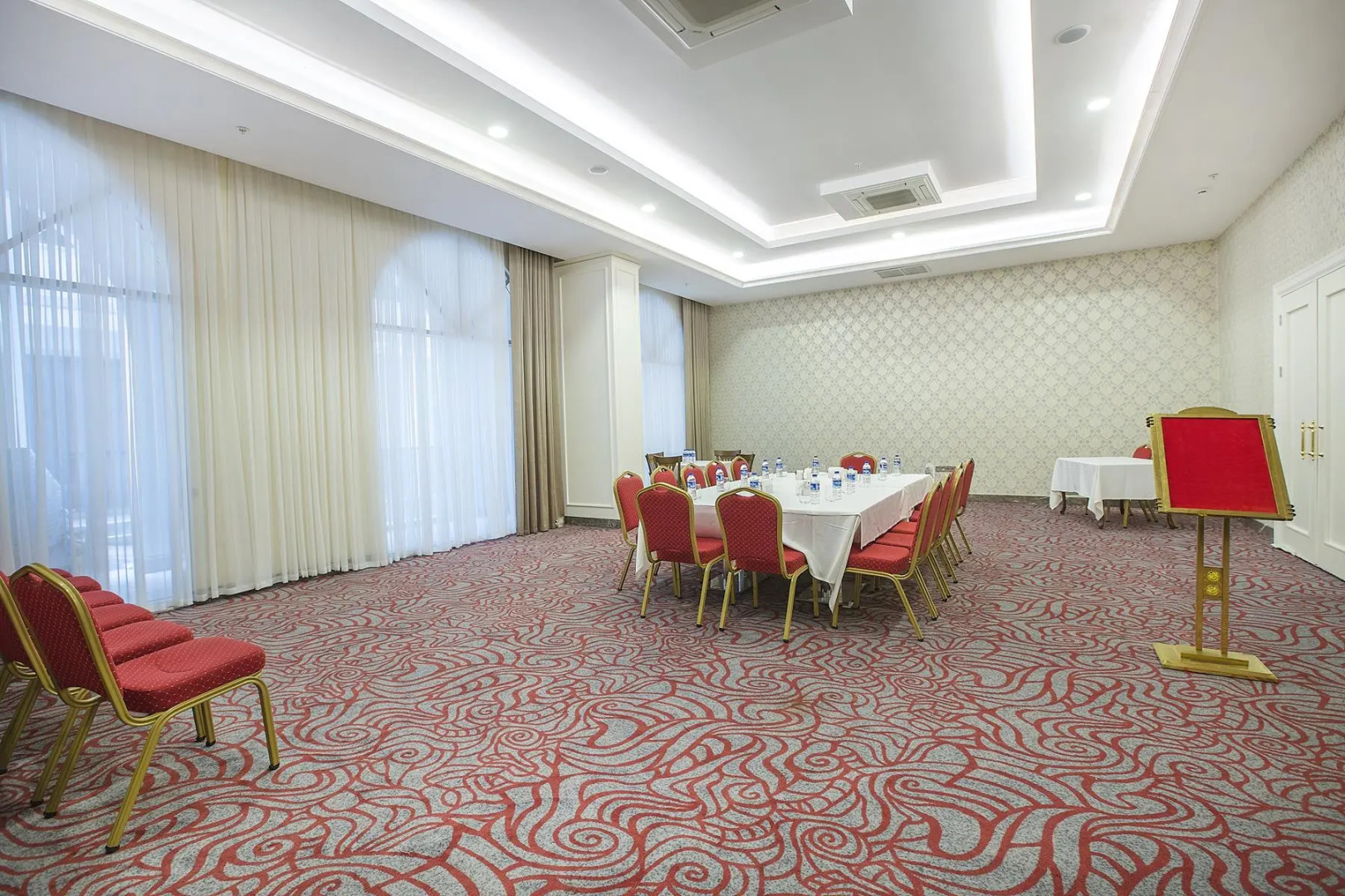 J'adore Deluxe Hotel & Spa