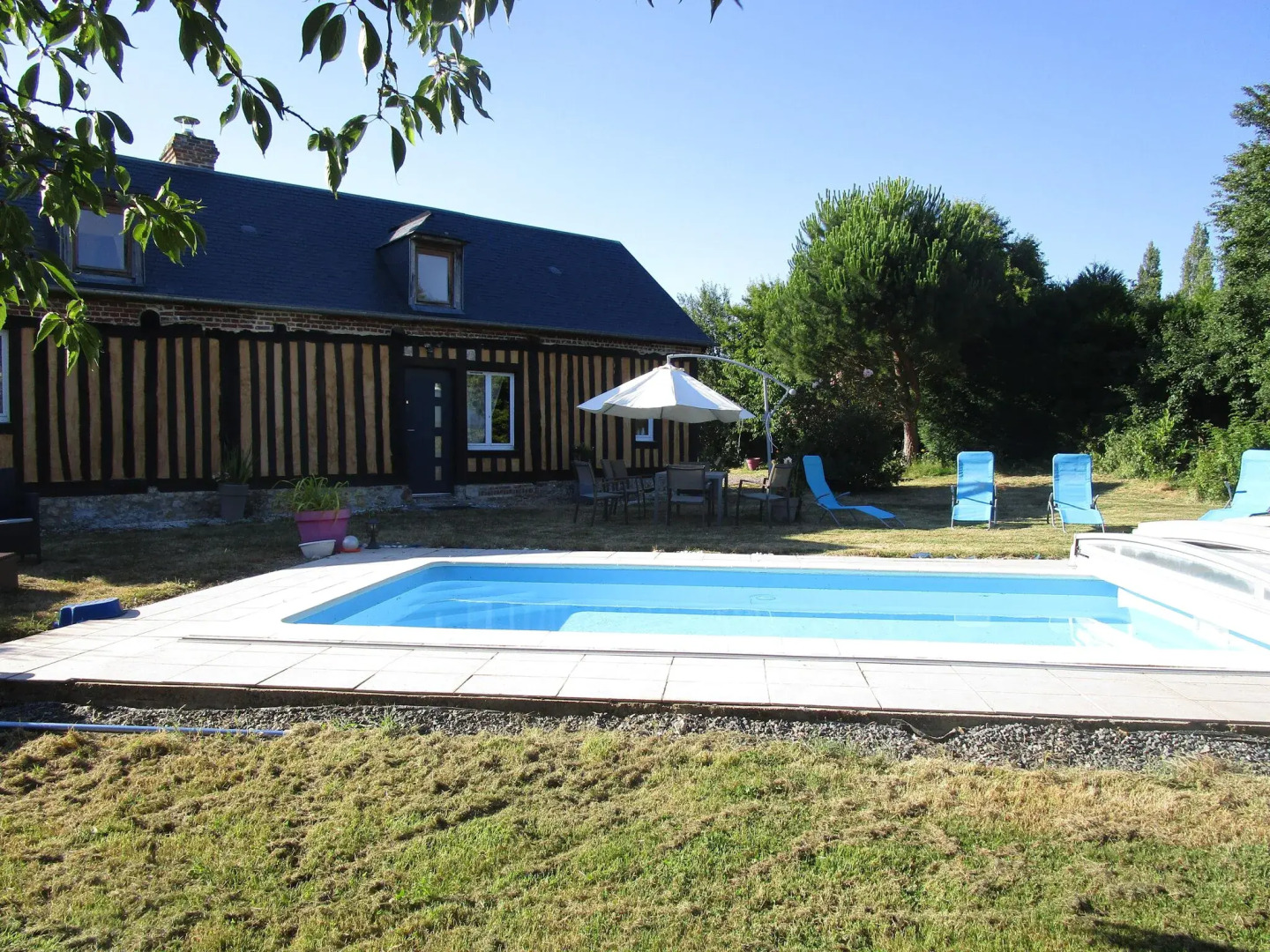Characteristic, 16-th Century House With Heated Swimming Pool