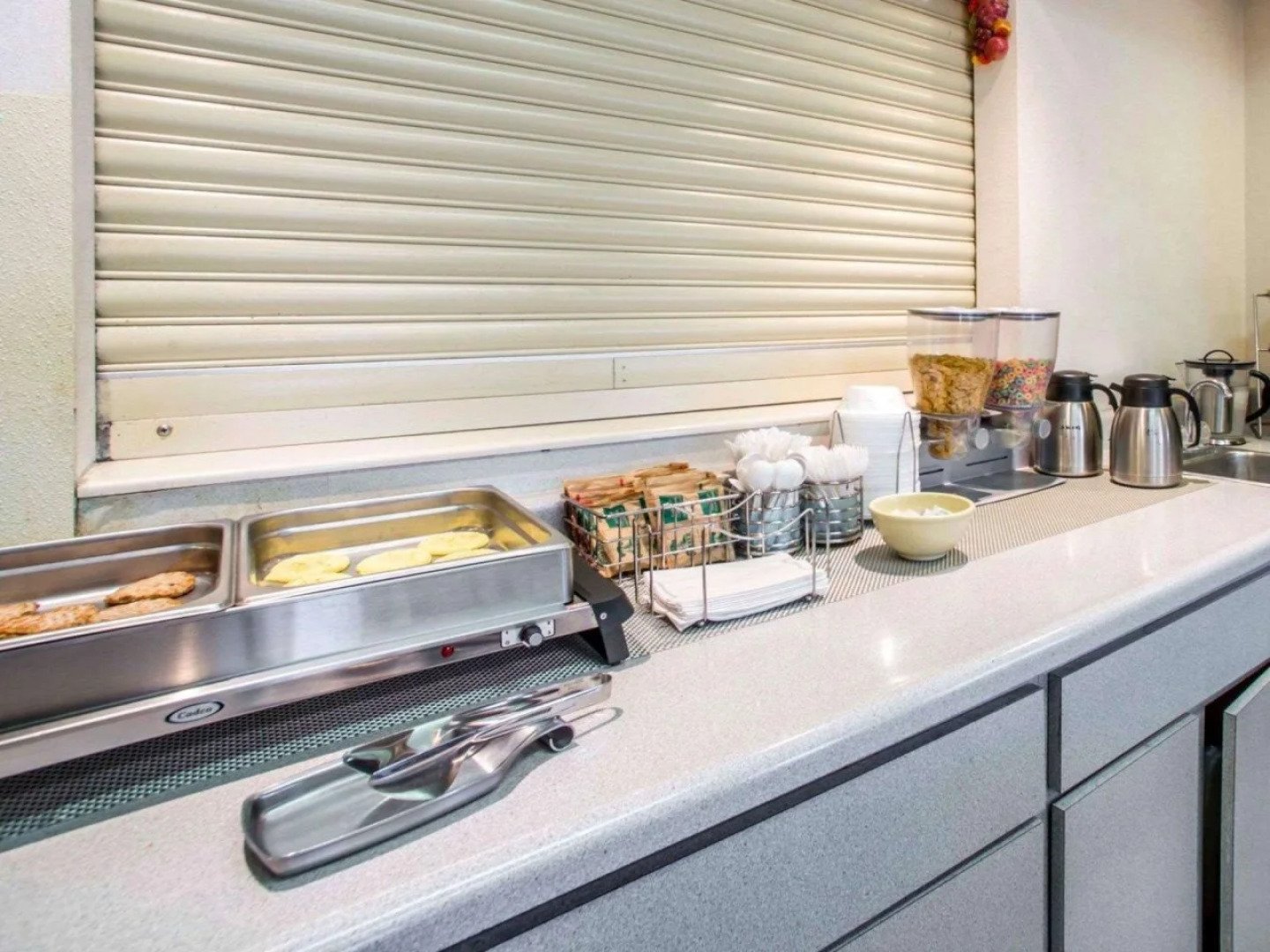 Quality Inn & Suites Caseyville - St. Louis