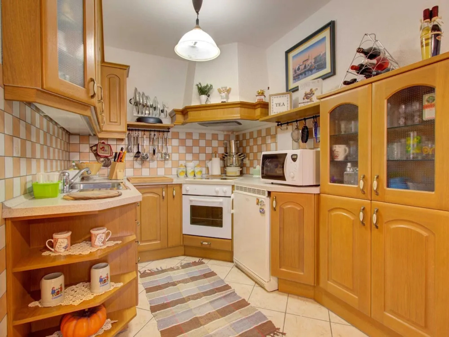 Air Conditioned Apartment in Residential Area near Town Center