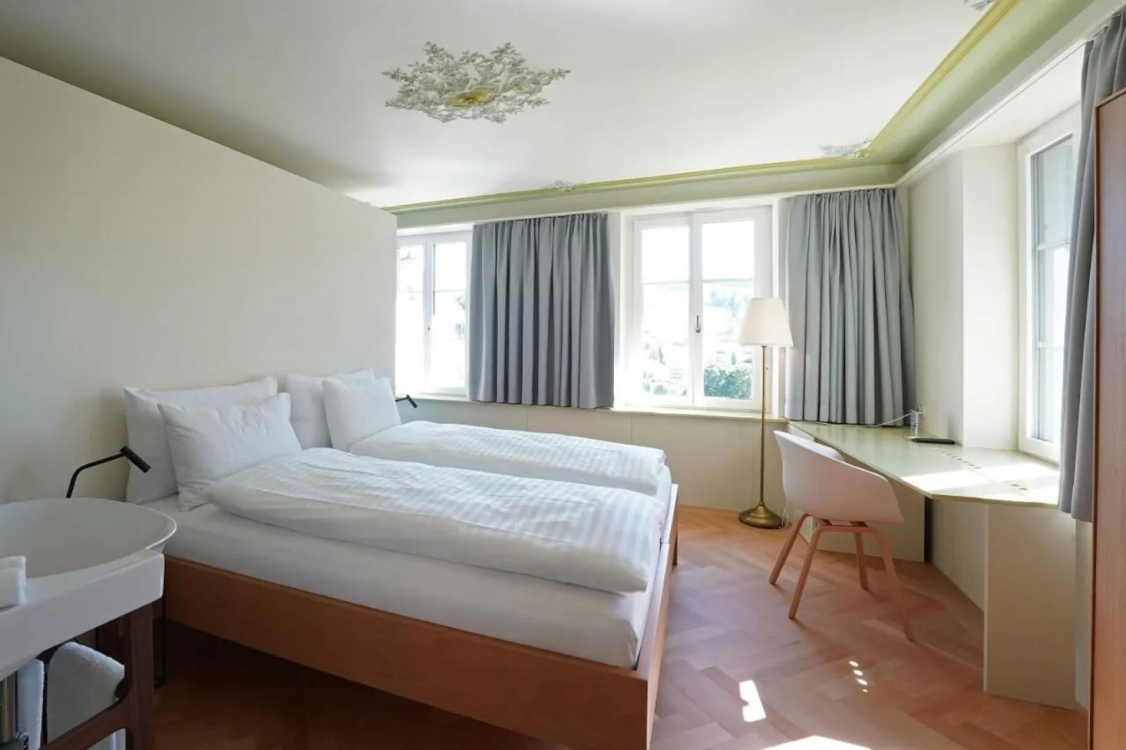 Отель Linde Swiss Quality