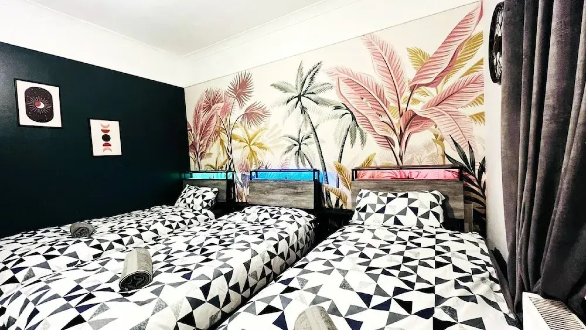 Luxury Entire Holiday Apartment - Self Checkin & Checkout