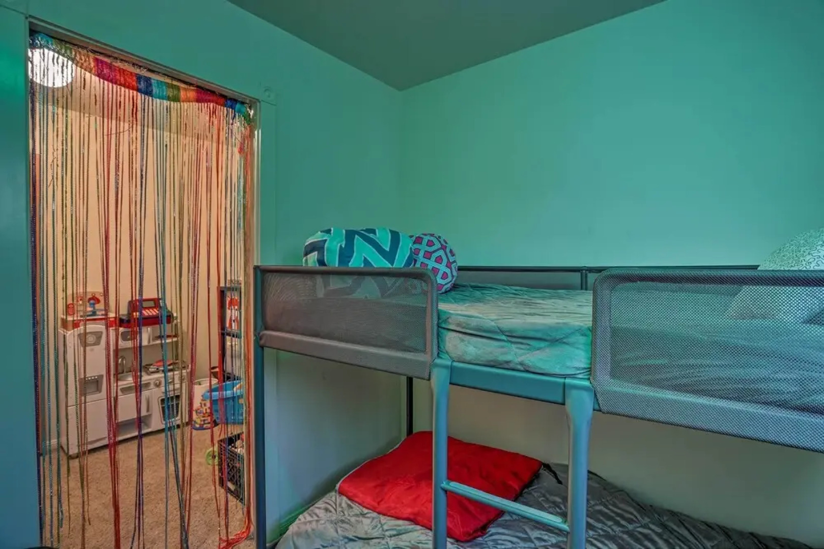 Cozy Lake Arrowhead Cabin < 2 Mi to Blue Jay Bay!