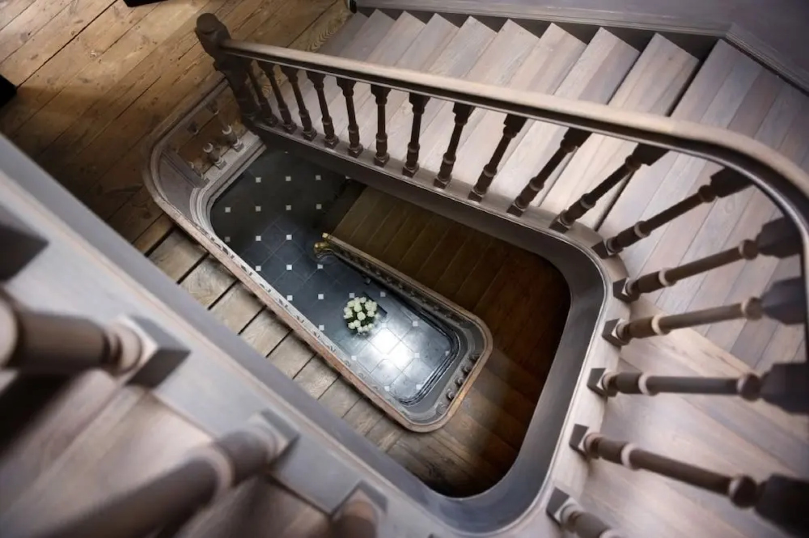 Ganda Rooms & Suites