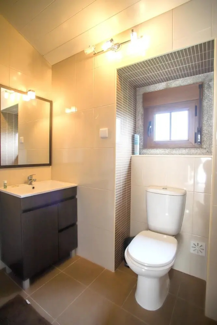 House With 2 Bedrooms in Sortelha, With Wonderful Mountain View, Furnished Terrace and Wifi - 200 km From the Beach