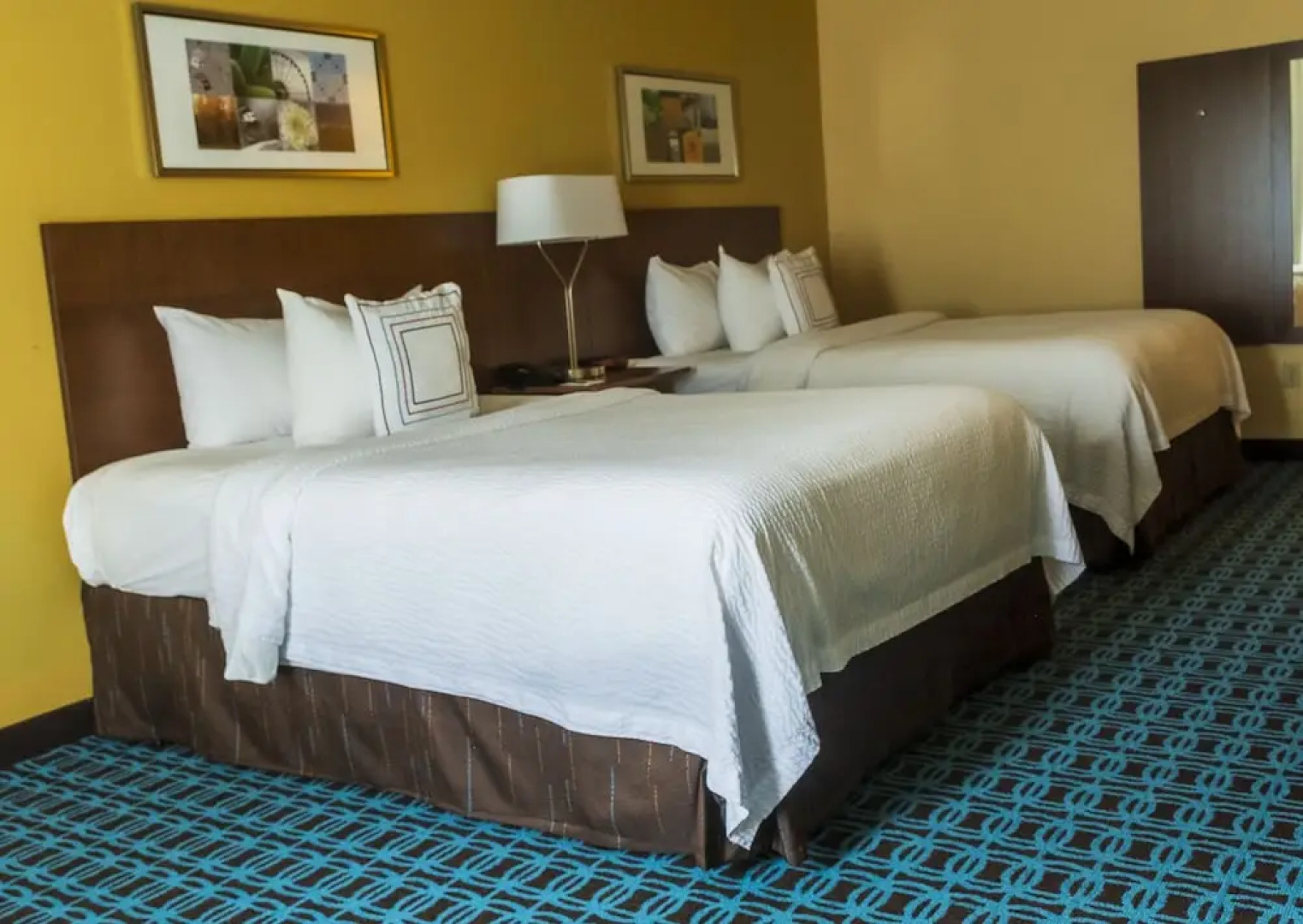 Fairfield Inn & Suites