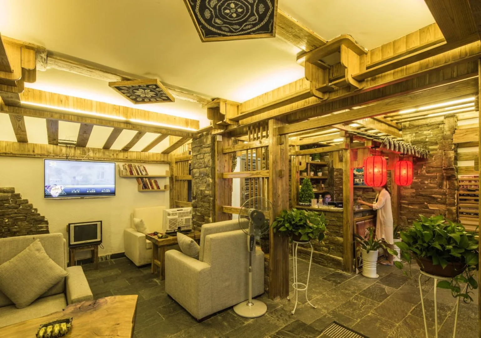 Zhangjiajie Destination Youth Hostel