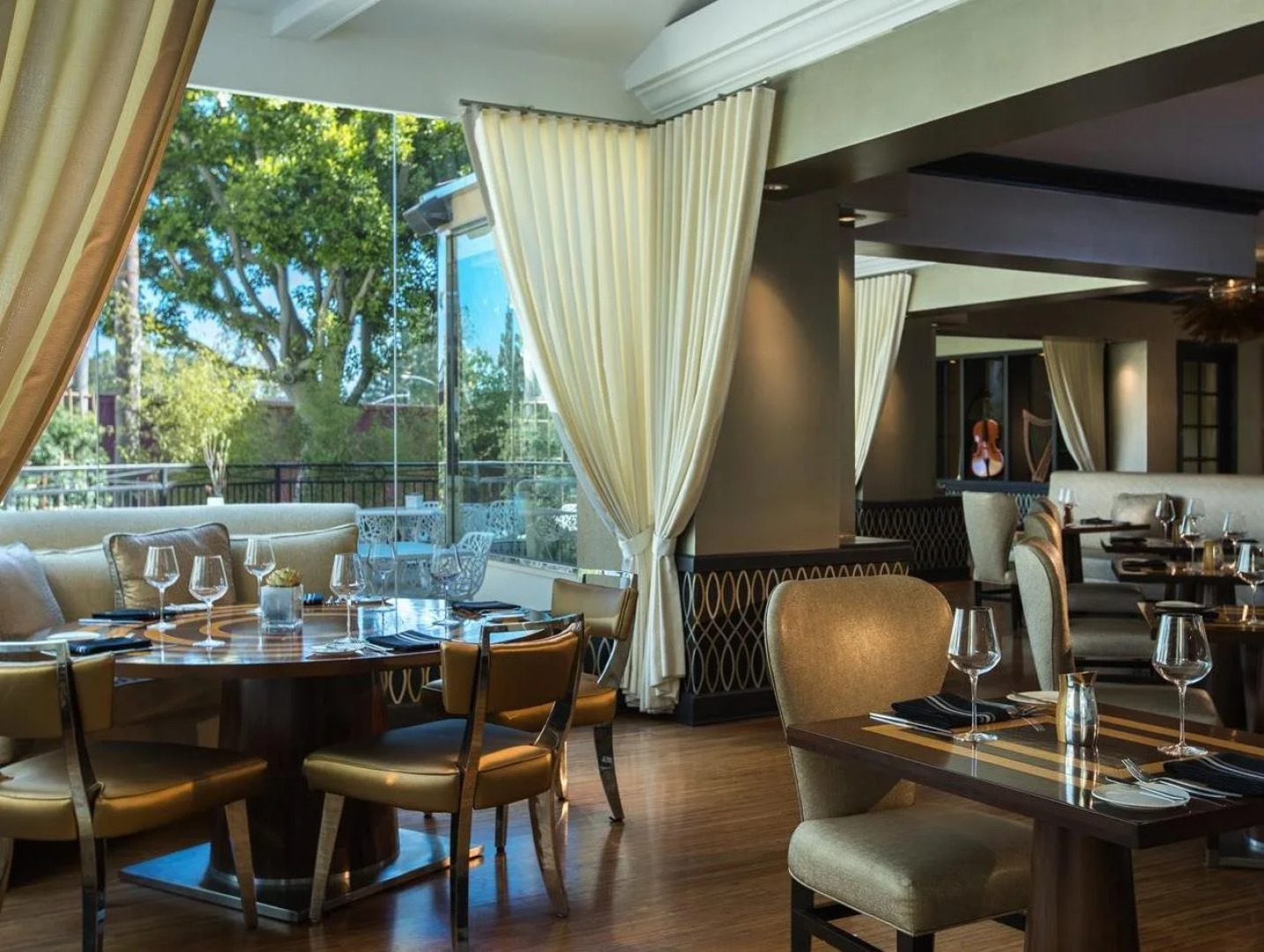 Avenue of the Arts Costa Mesa, a Tribute Portfolio Hotel