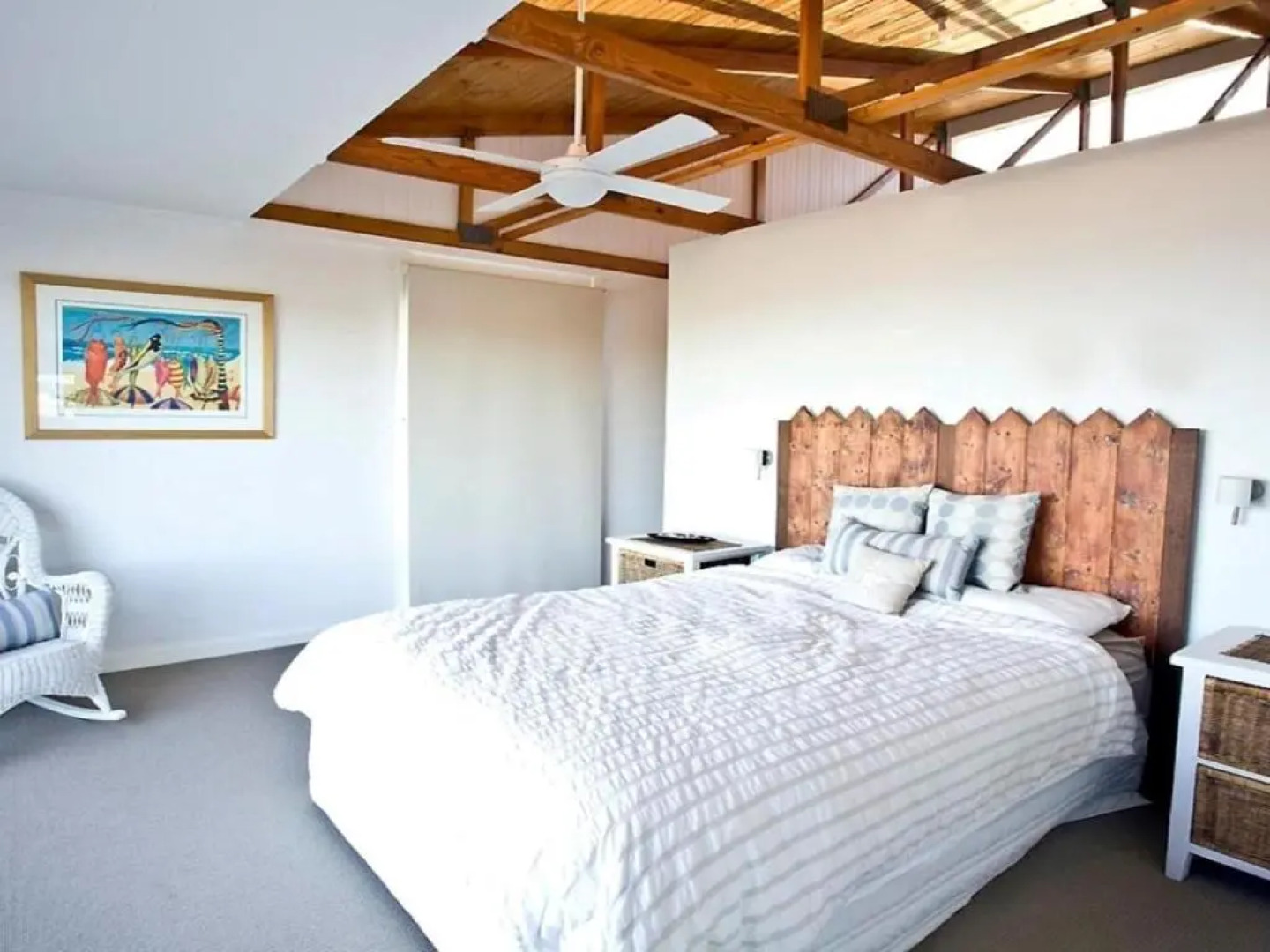 Stones Throw - 26 River View Drive