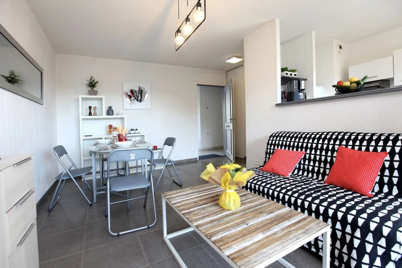 Appart "LE MOGADOR" T2 - 3*** Terrasse ensoleillée