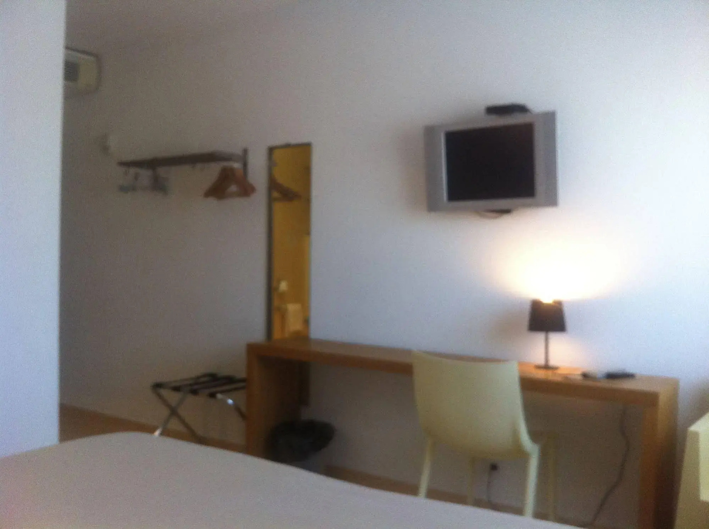 Hotel le president GARE TGV NIMES PONT DU GARD