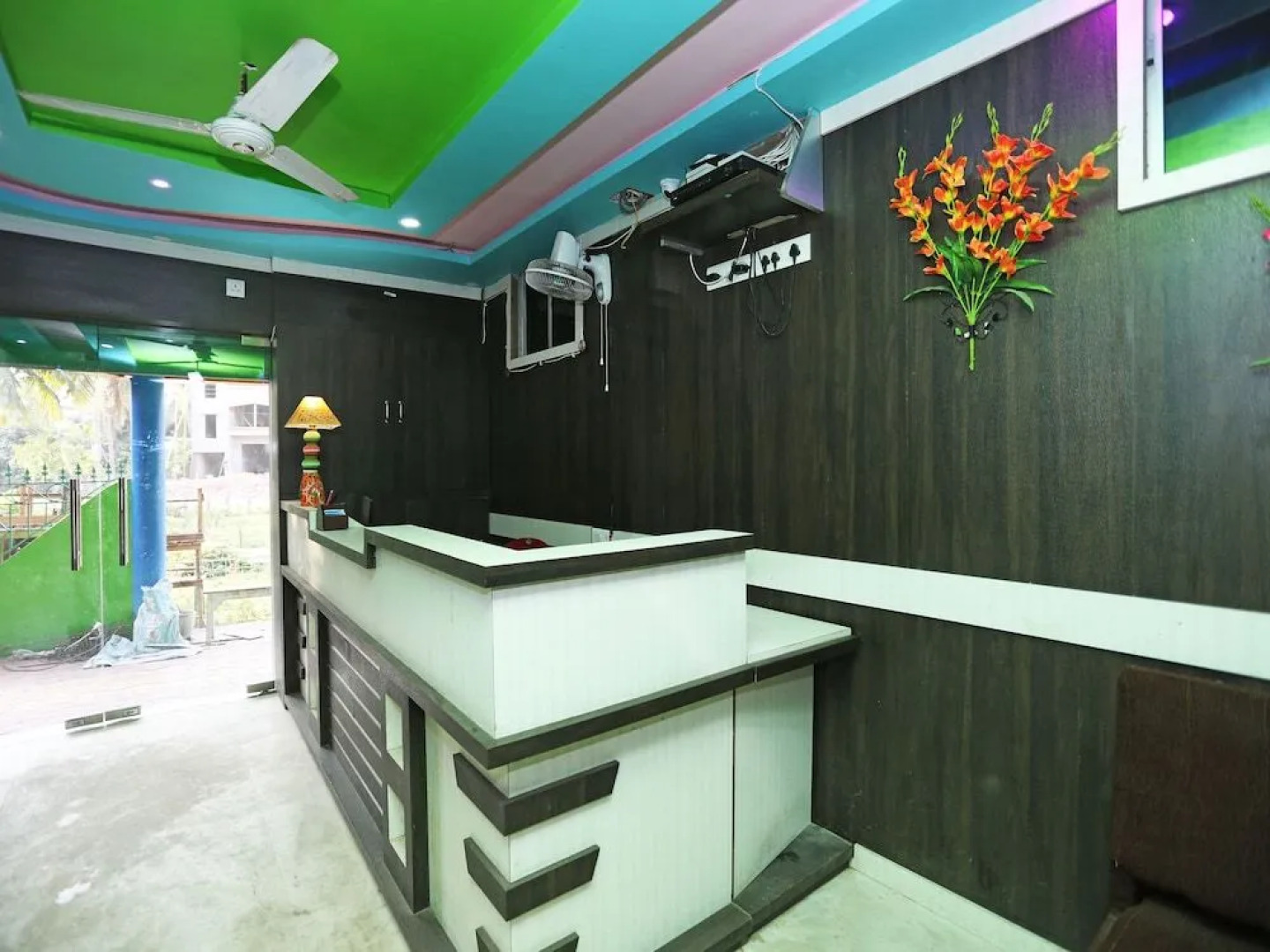 OYO 24642 Manorama Guest House