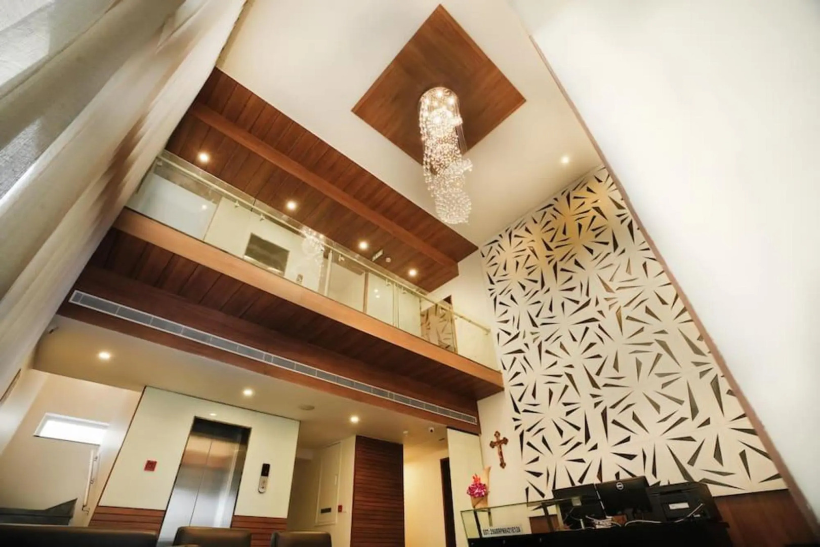 The Pommels Business Hotel