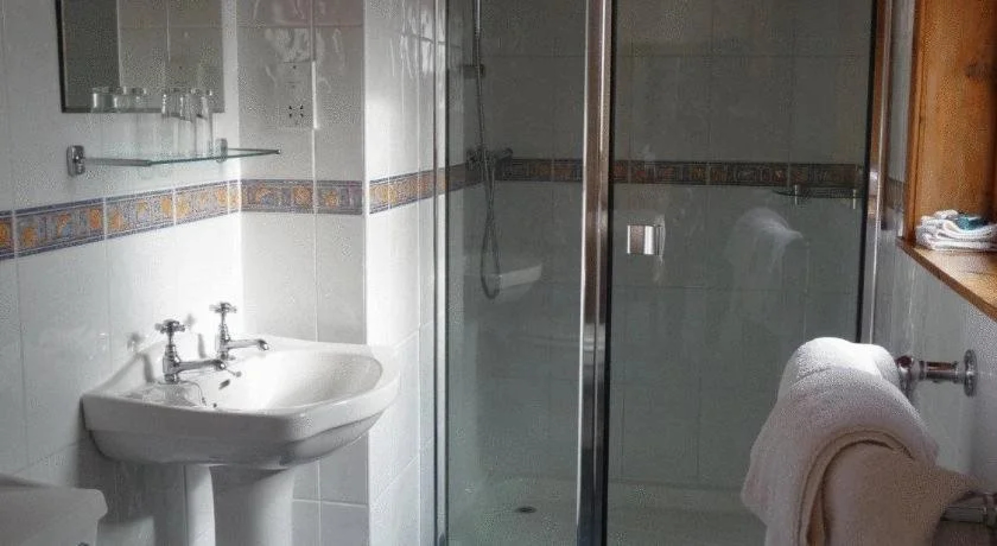 Old Pines Hotel And Restaurant