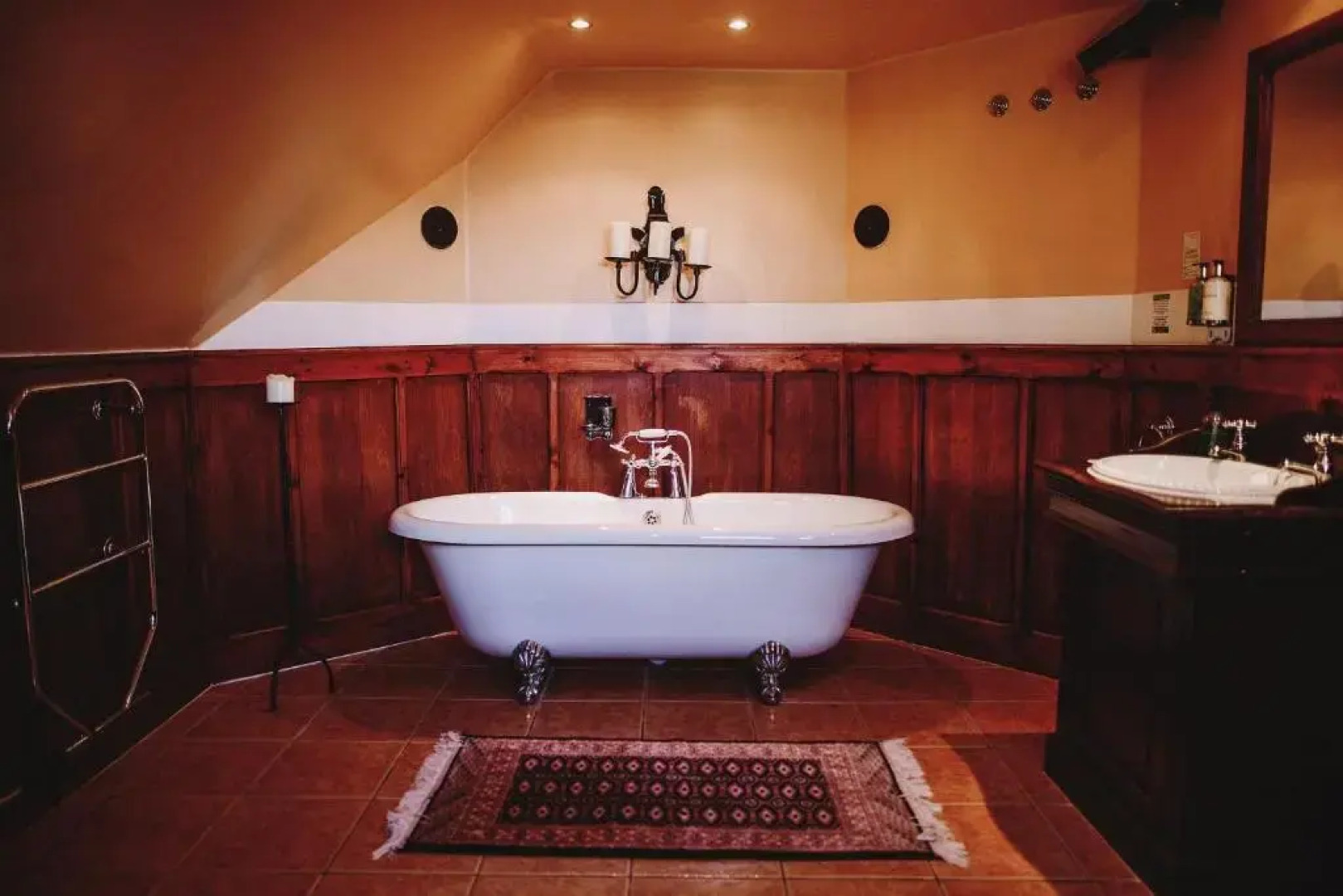 OYO The Lodge On The Loch Onich