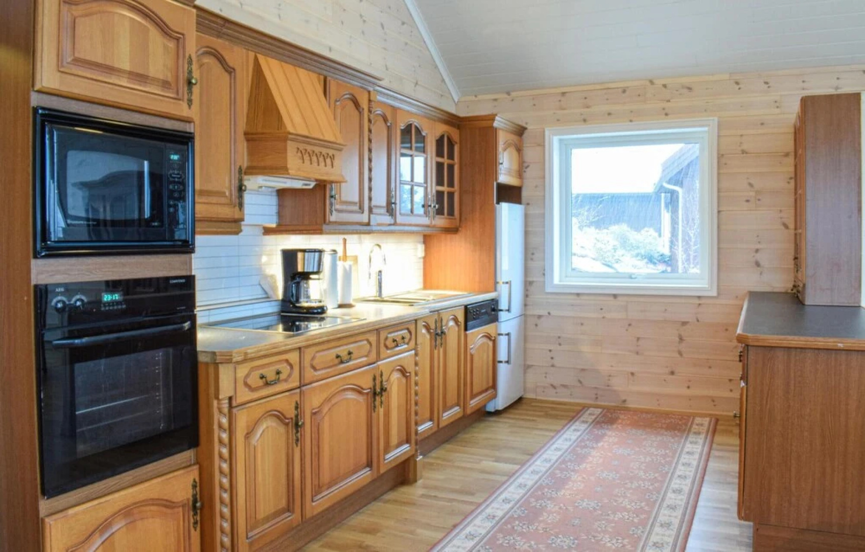 Beautiful Home in Jelsa With 3 Bedrooms